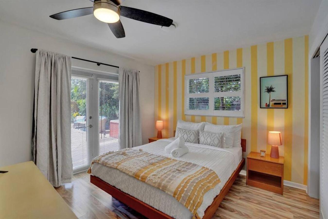 The Dreamcatcher - 4 Bed, 2 Bath, Private Heated Pool, Bbq, Game Room, Park Holiday home