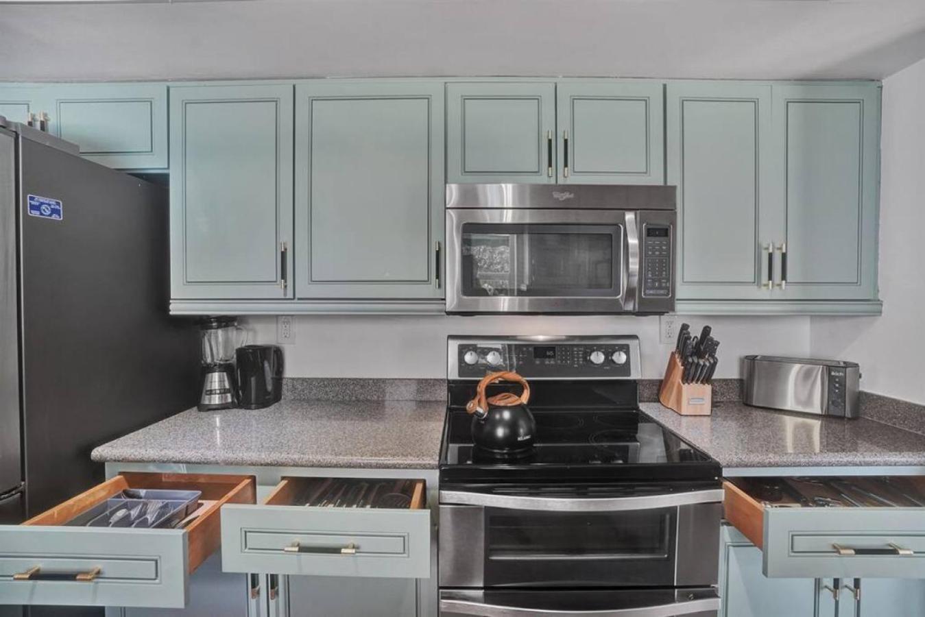 The Dreamcatcher - 4 Bed, 2 Bath, Private Heated Pool, Bbq, Game Room, Park Holiday home Fort Lauderdale