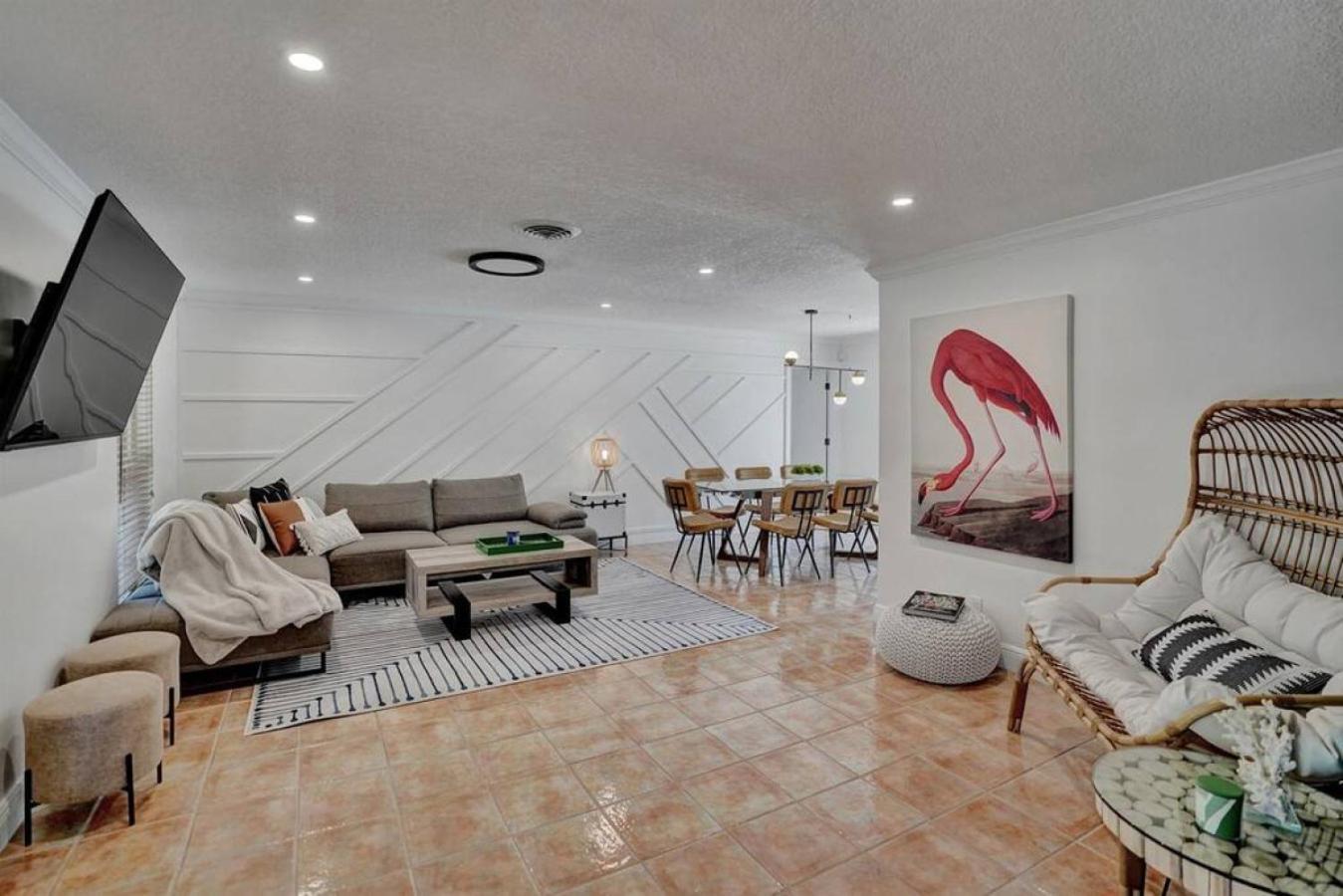 Holiday home The Dreamcatcher - 4 Bed, 2 Bath, Private Heated Pool, Bbq, Game Room, Park Fort Lauderdale