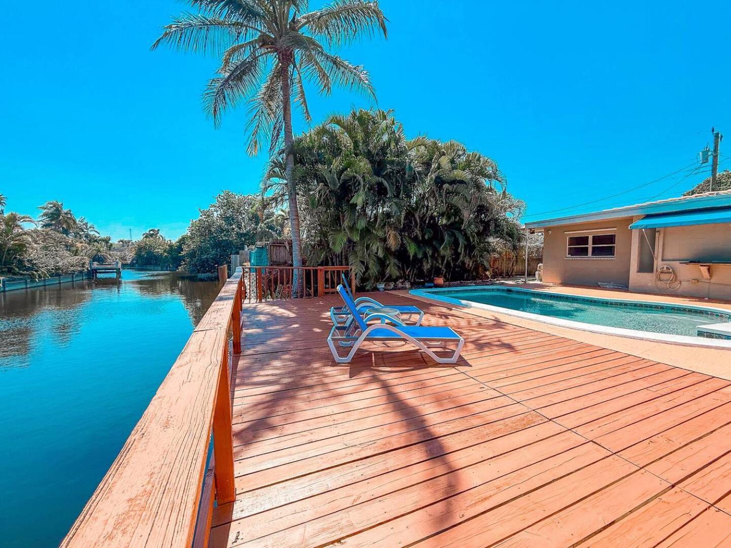 Luxury Oakland Park Retreat Pool Access Holiday home Fort Lauderdale