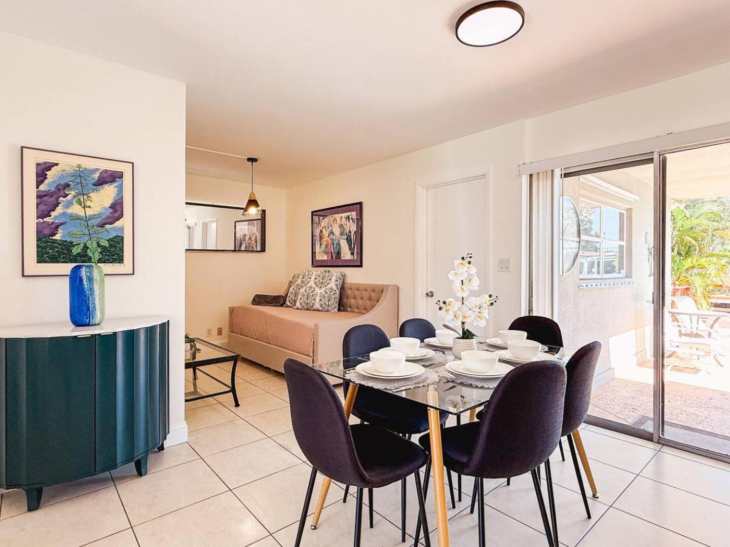 Holiday home Luxury Oakland Park Retreat Pool Access