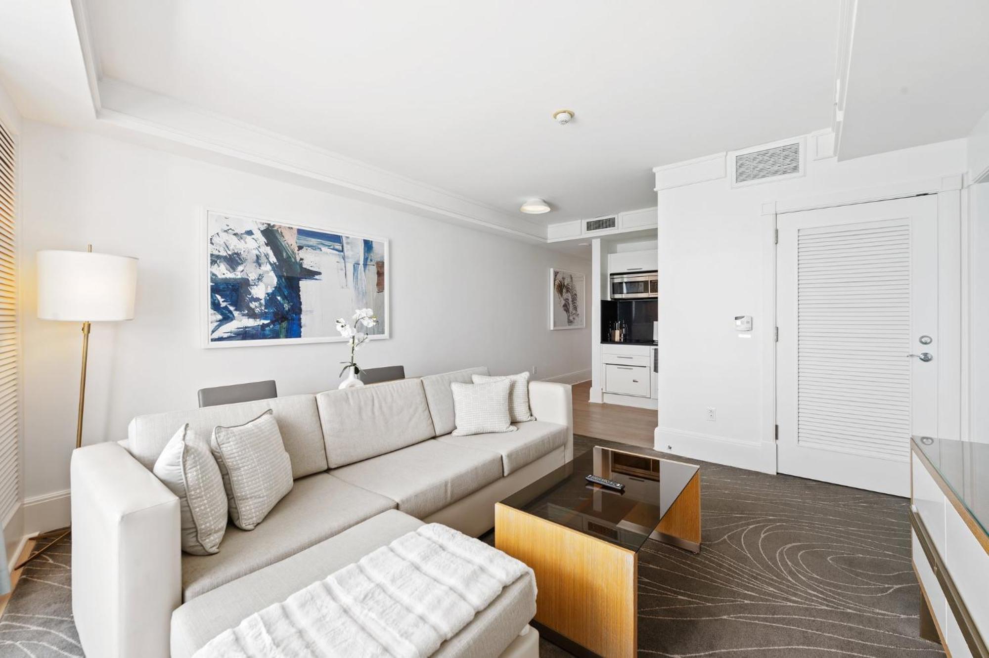Apartment Oceanfront Ritz-carlton 1 Bedroom Luxury *