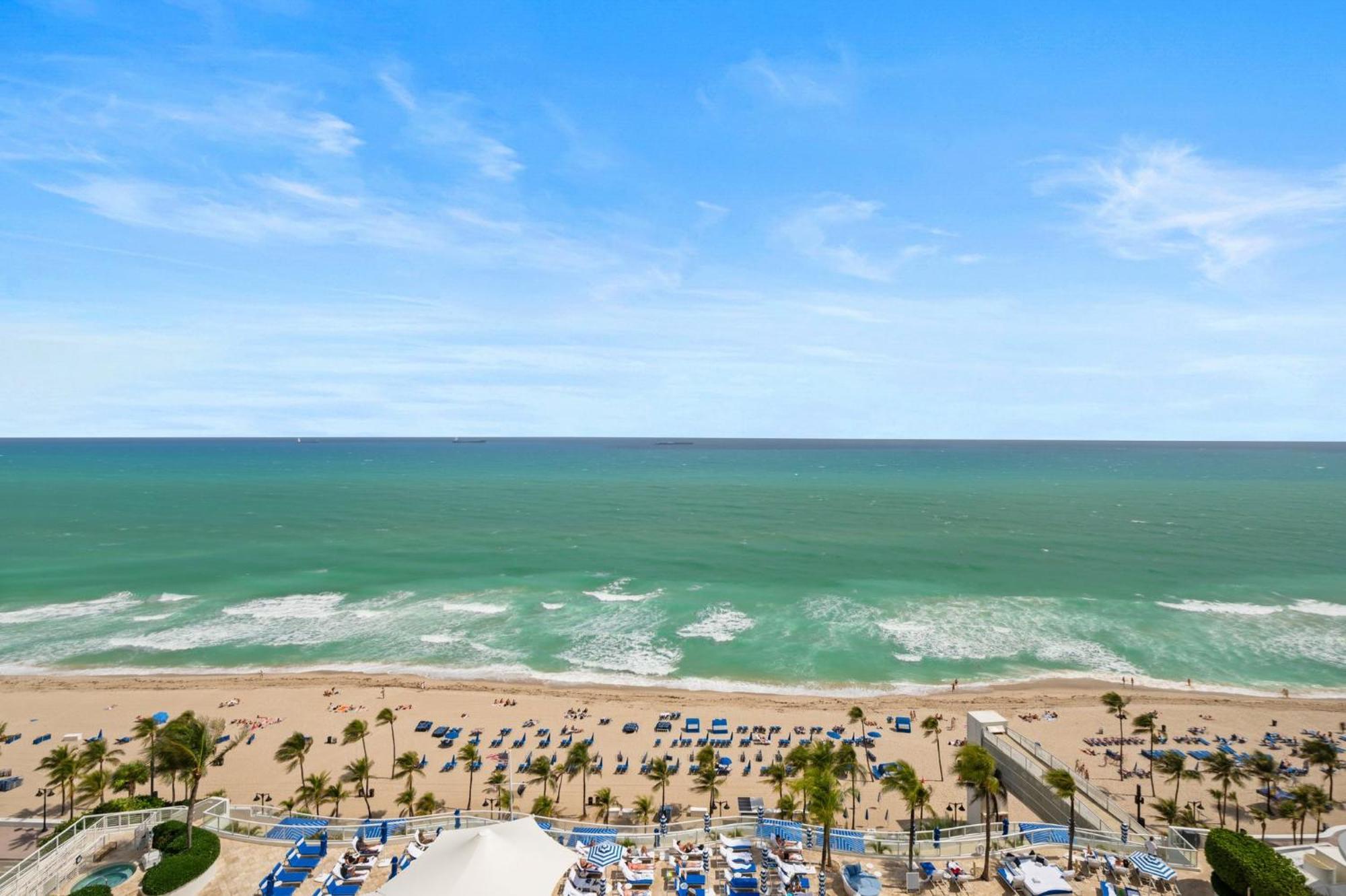 Oceanfront Ritz-carlton 1 Bedroom Luxury Apartment *