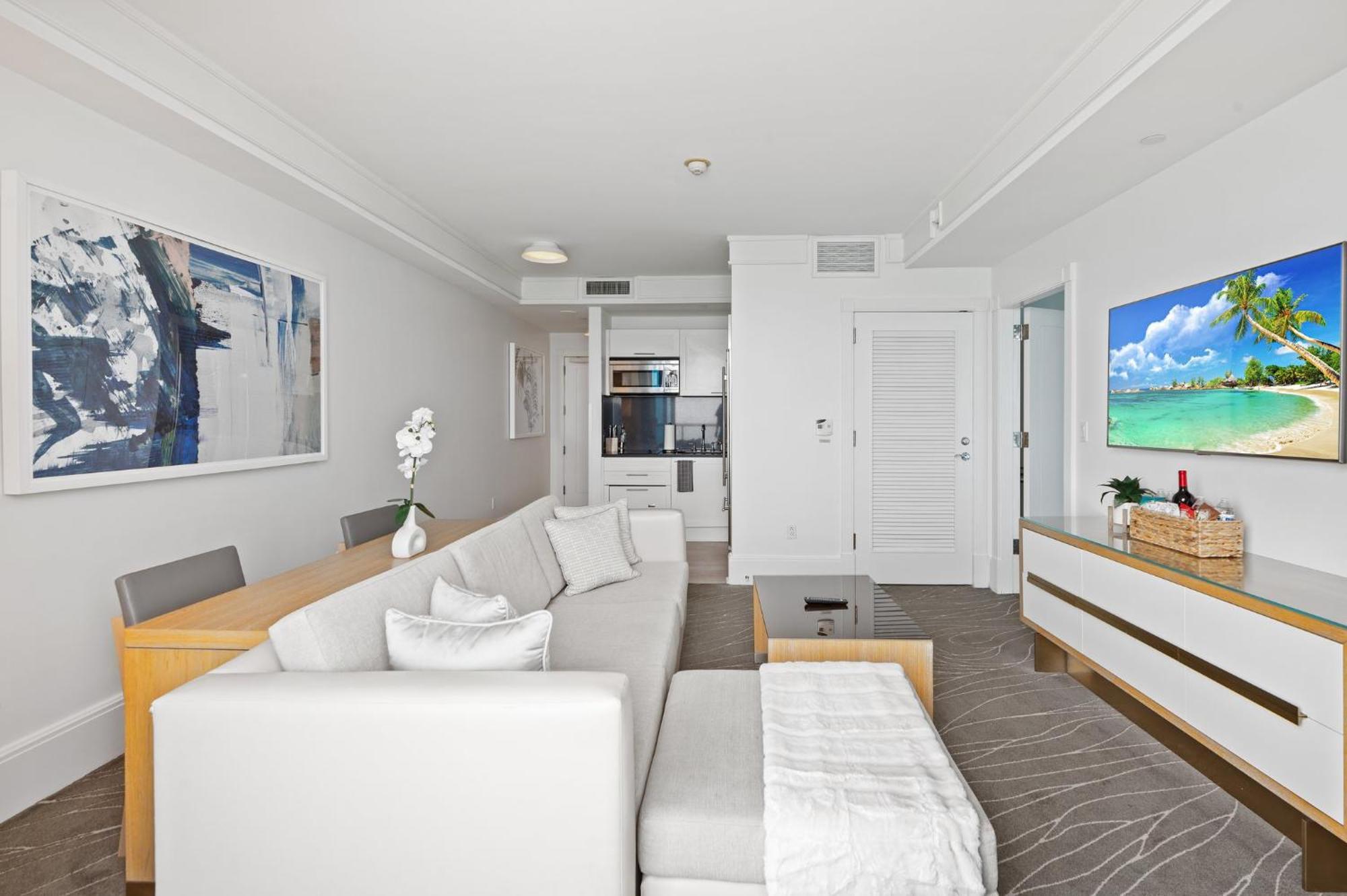 Oceanfront Ritz-carlton 1 Bedroom Luxury Apartment Fort Lauderdale