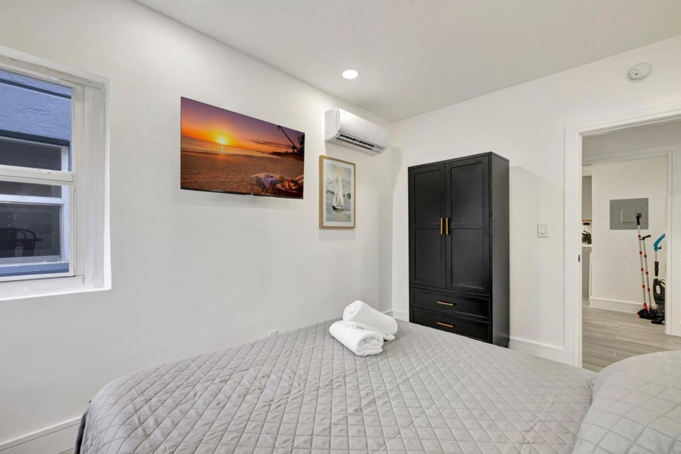 Banyan St 2br 1ba Off Olas Steps To 1 *