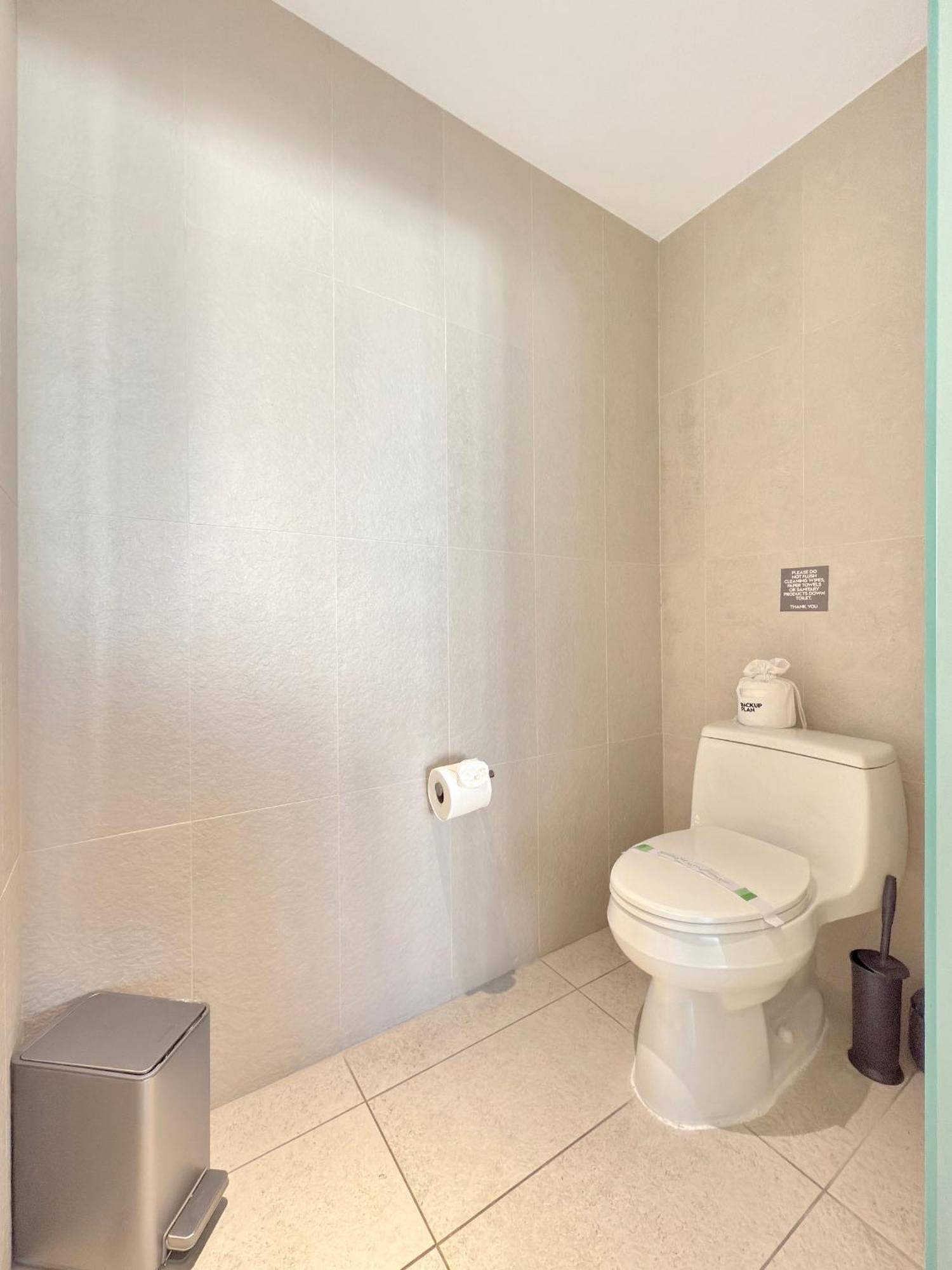 Club - Oceanfront Luxury, Amenities, Balcony Views Fort Lauderdale