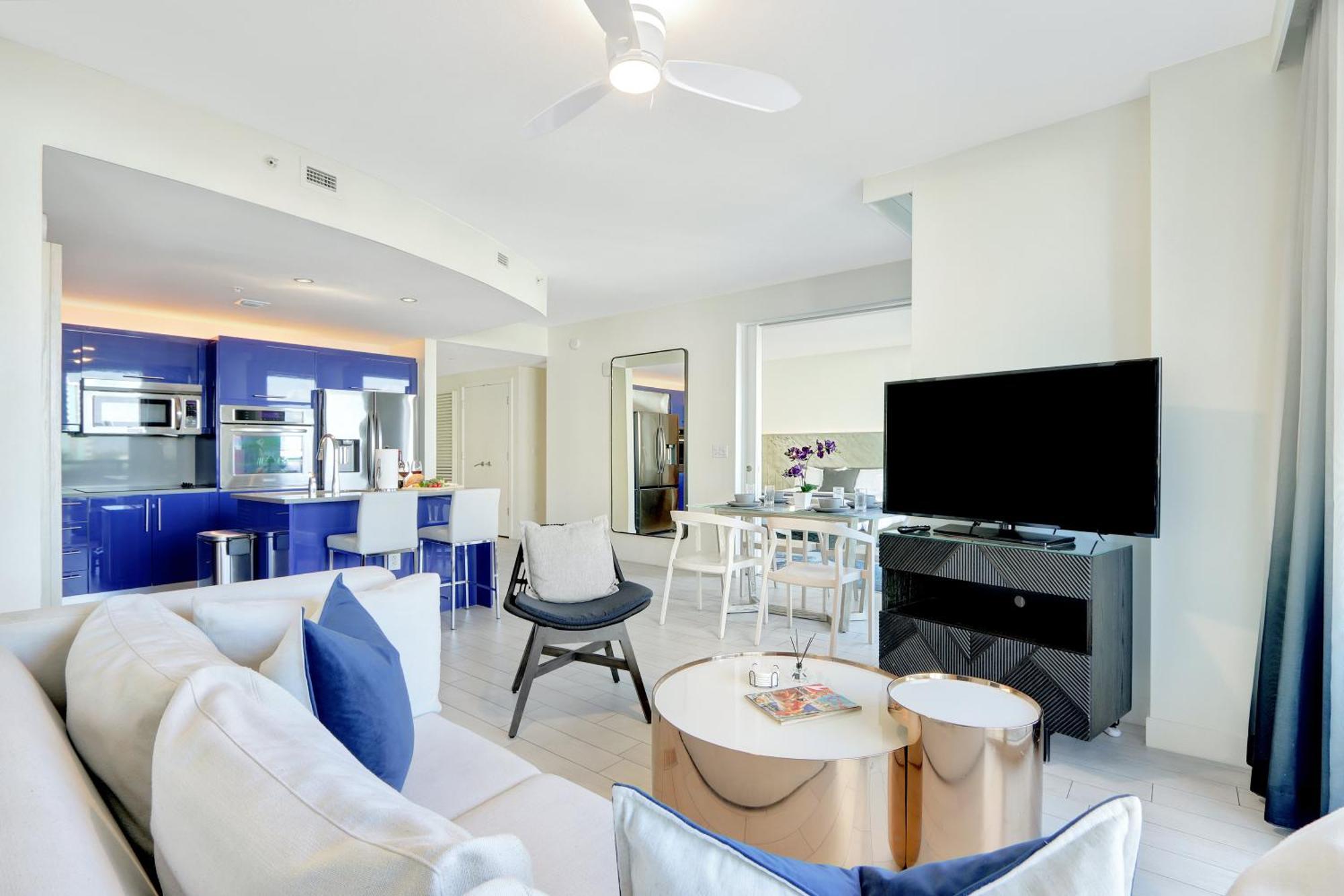Club - Oceanfront Luxury, Amenities, Balcony Views *