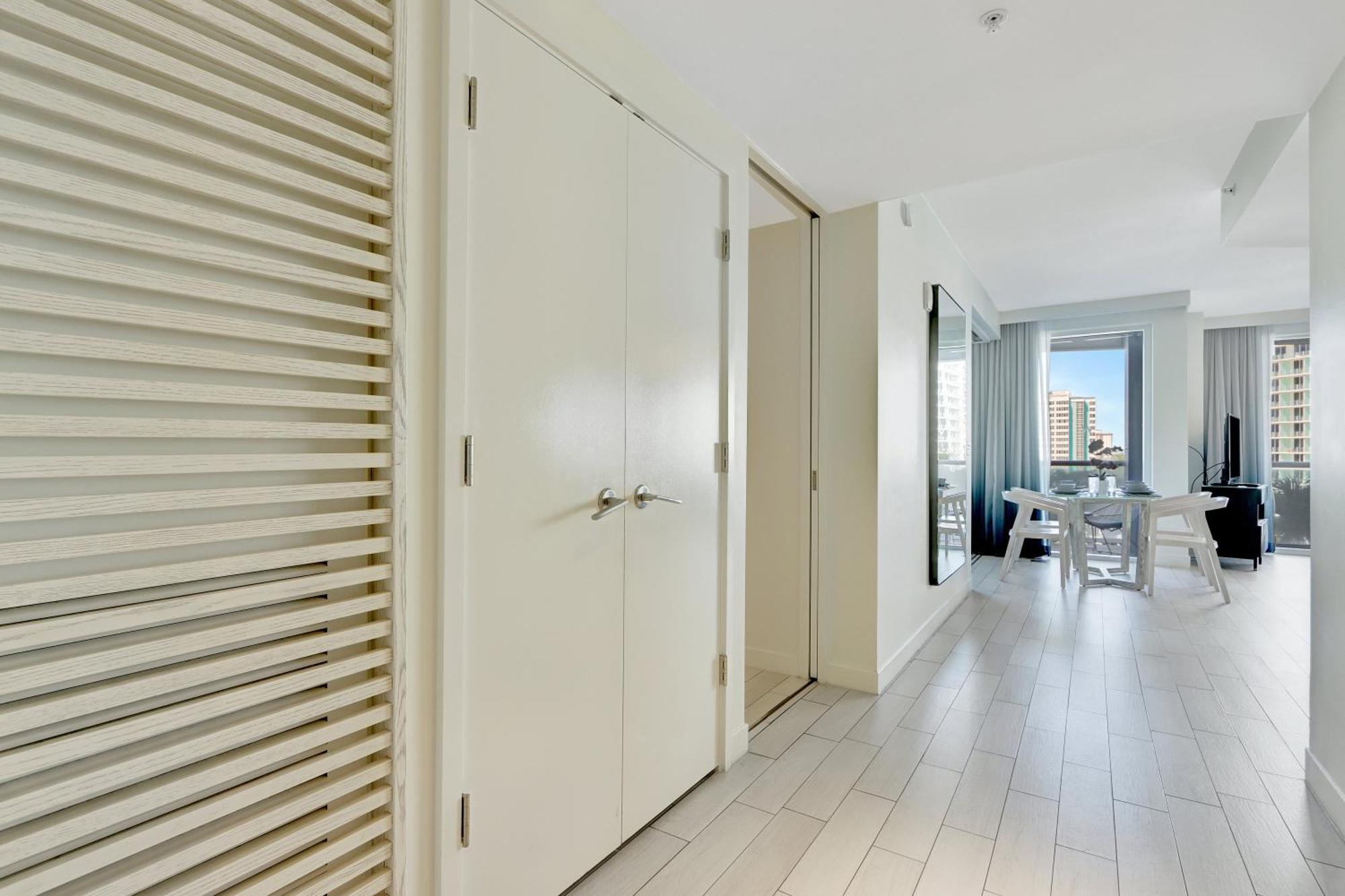 Club - Oceanfront Luxury, Amenities, Balcony Views