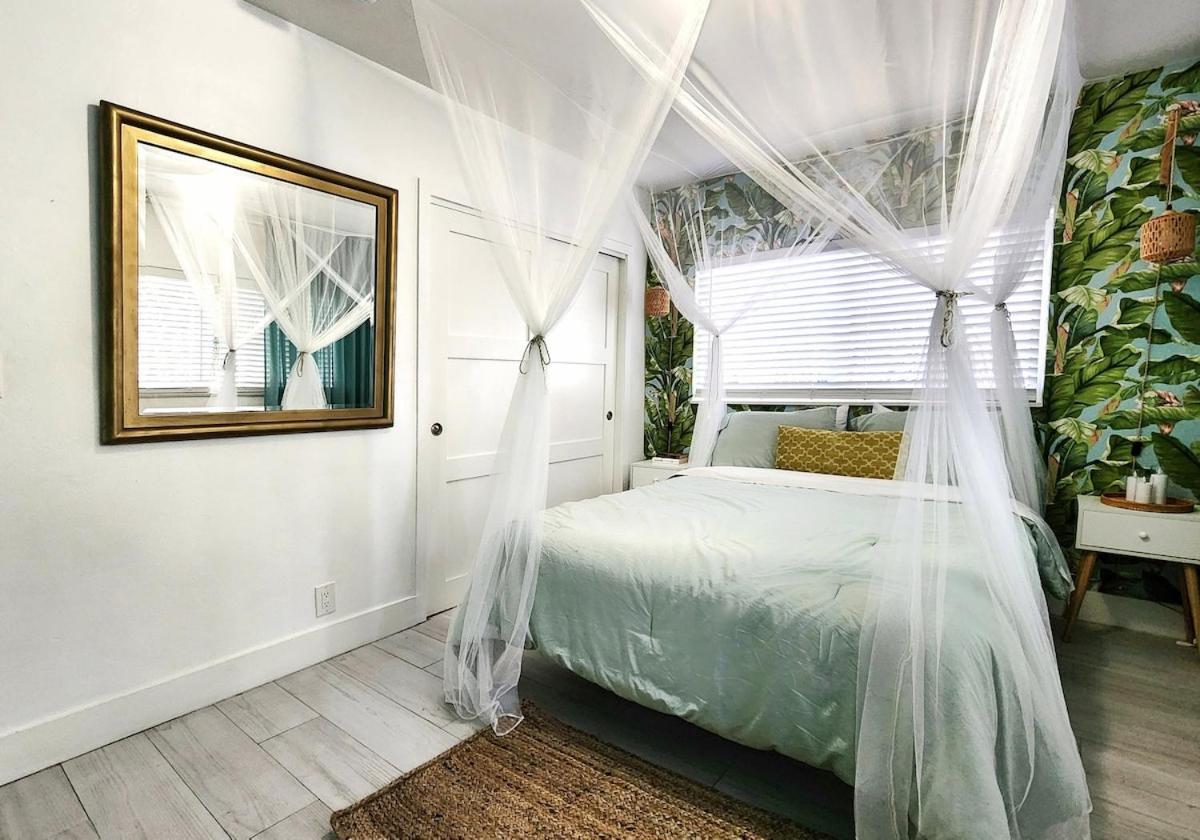 Holiday home Private Oasis With Lap Pool Close To The Center Fort Lauderdale