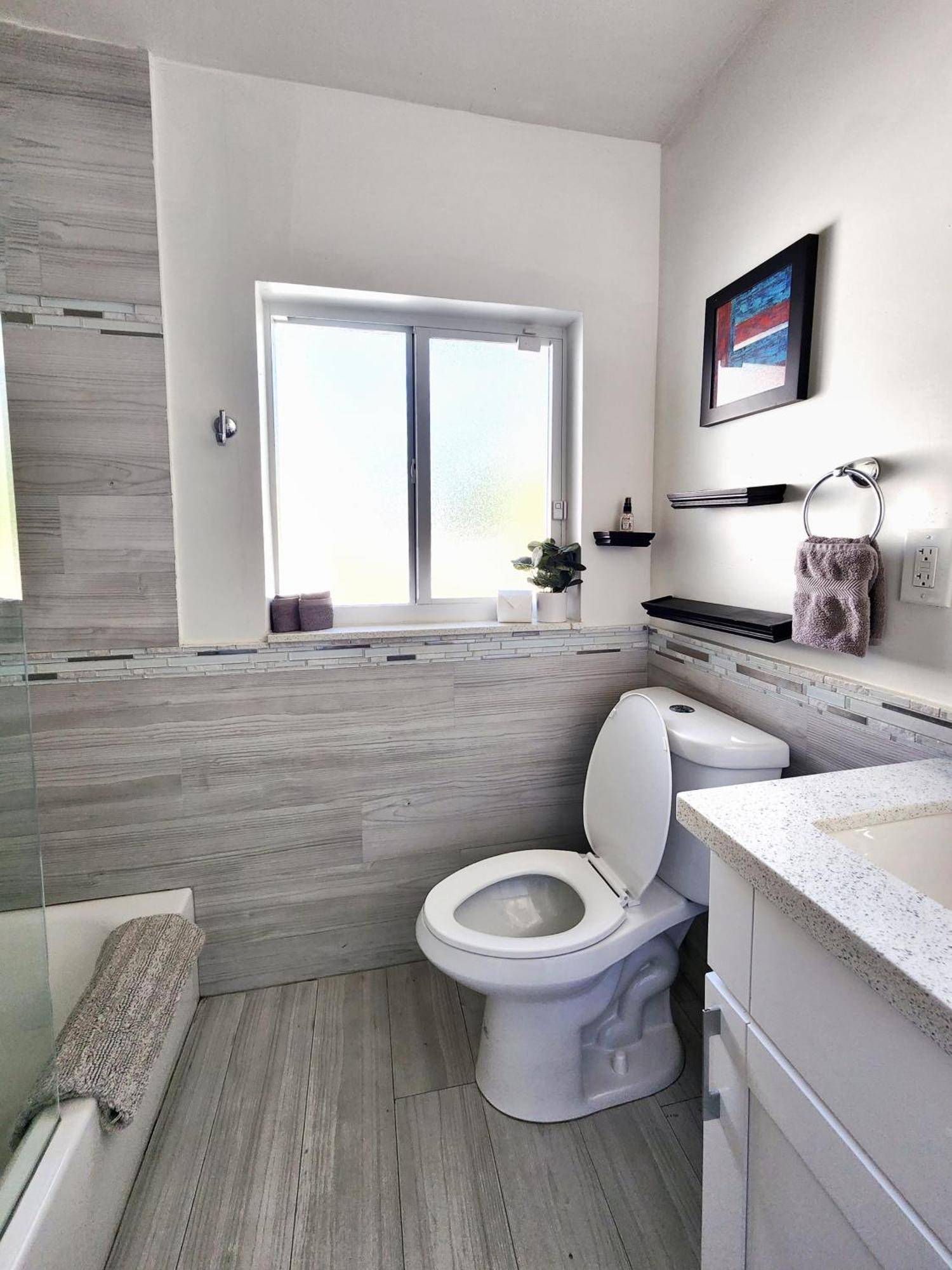 Private Oasis With Lap Pool Close To The Center * Fort Lauderdale