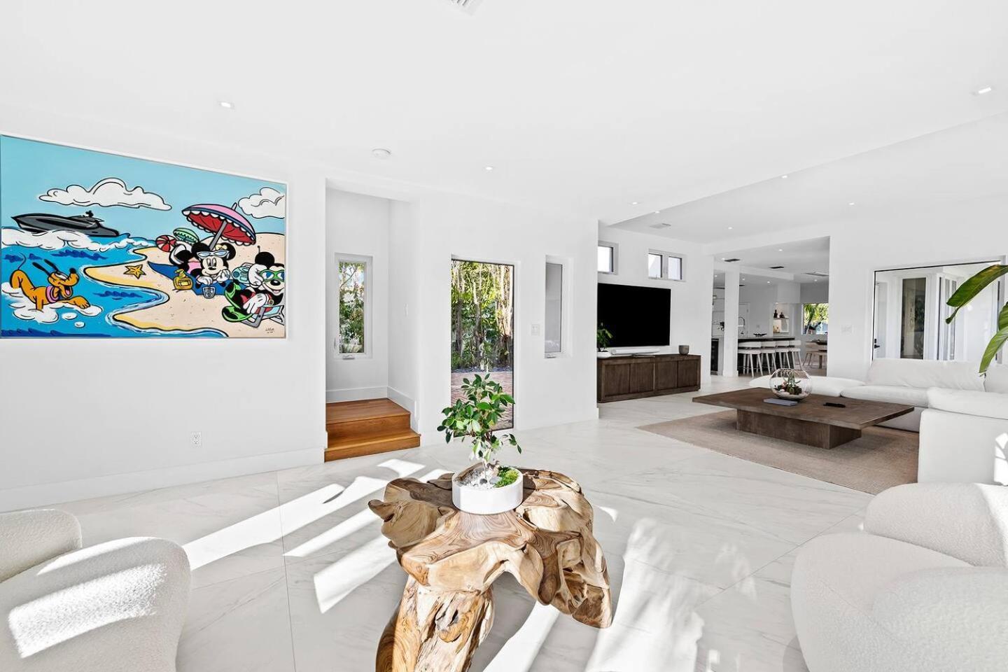Casa Encanto By Tilahstays