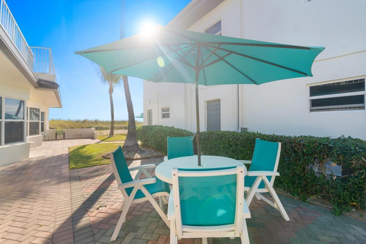 Apartment Pool Beachfront Fort Lauderdale