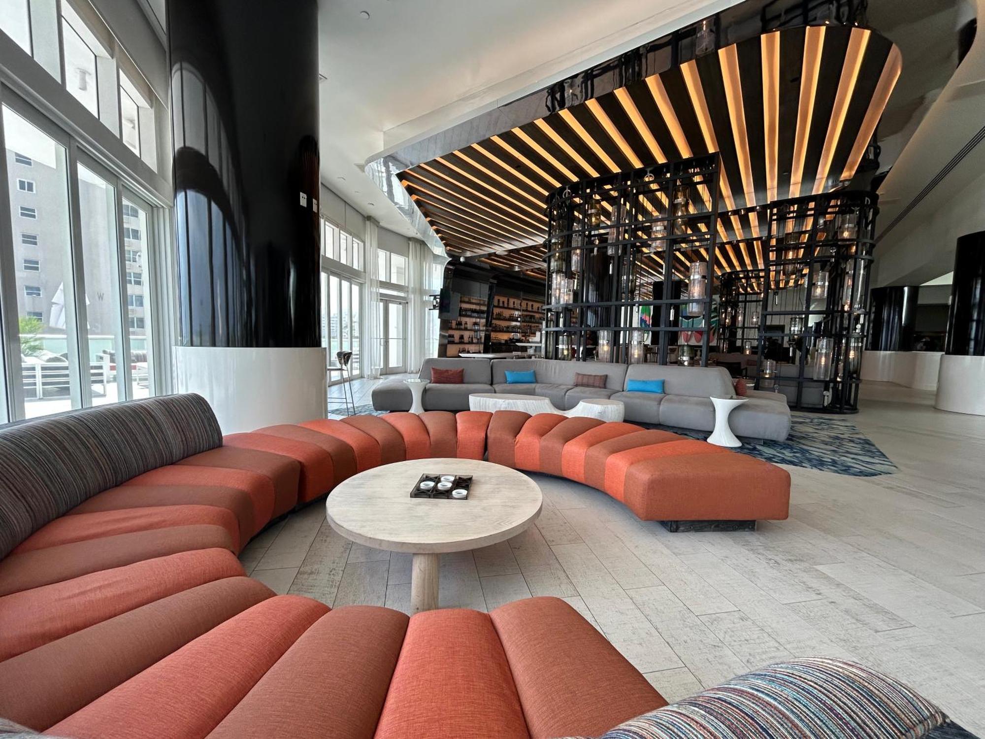 Aparthotel Beachfront-spacious W *