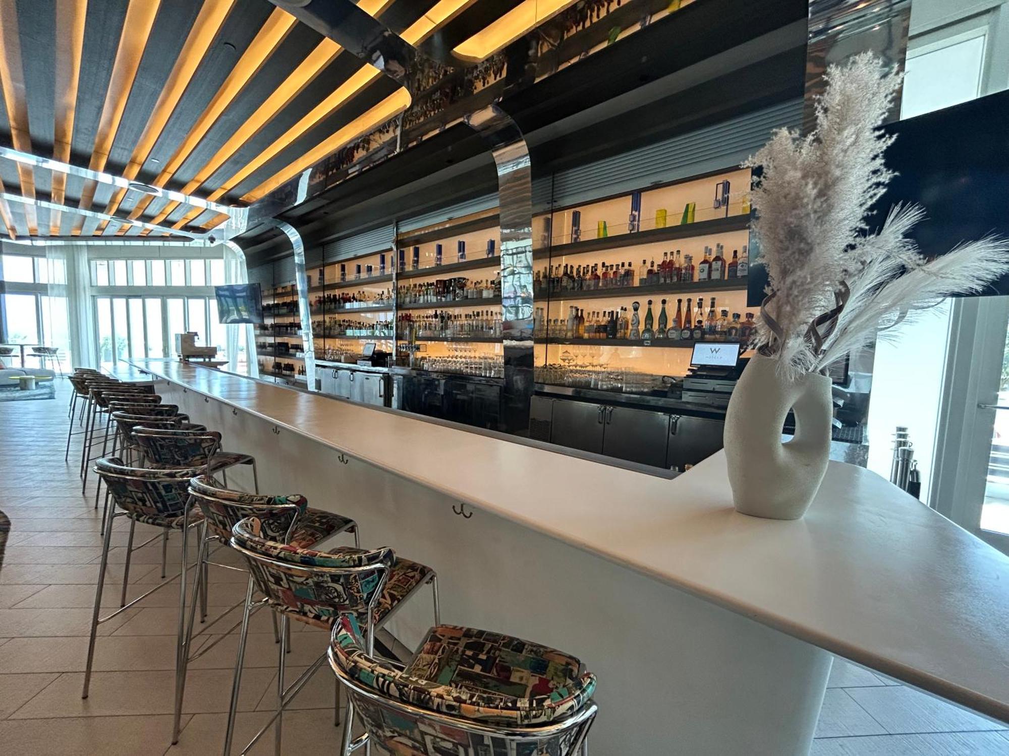 Beachfront-spacious W Aparthotel Fort Lauderdale