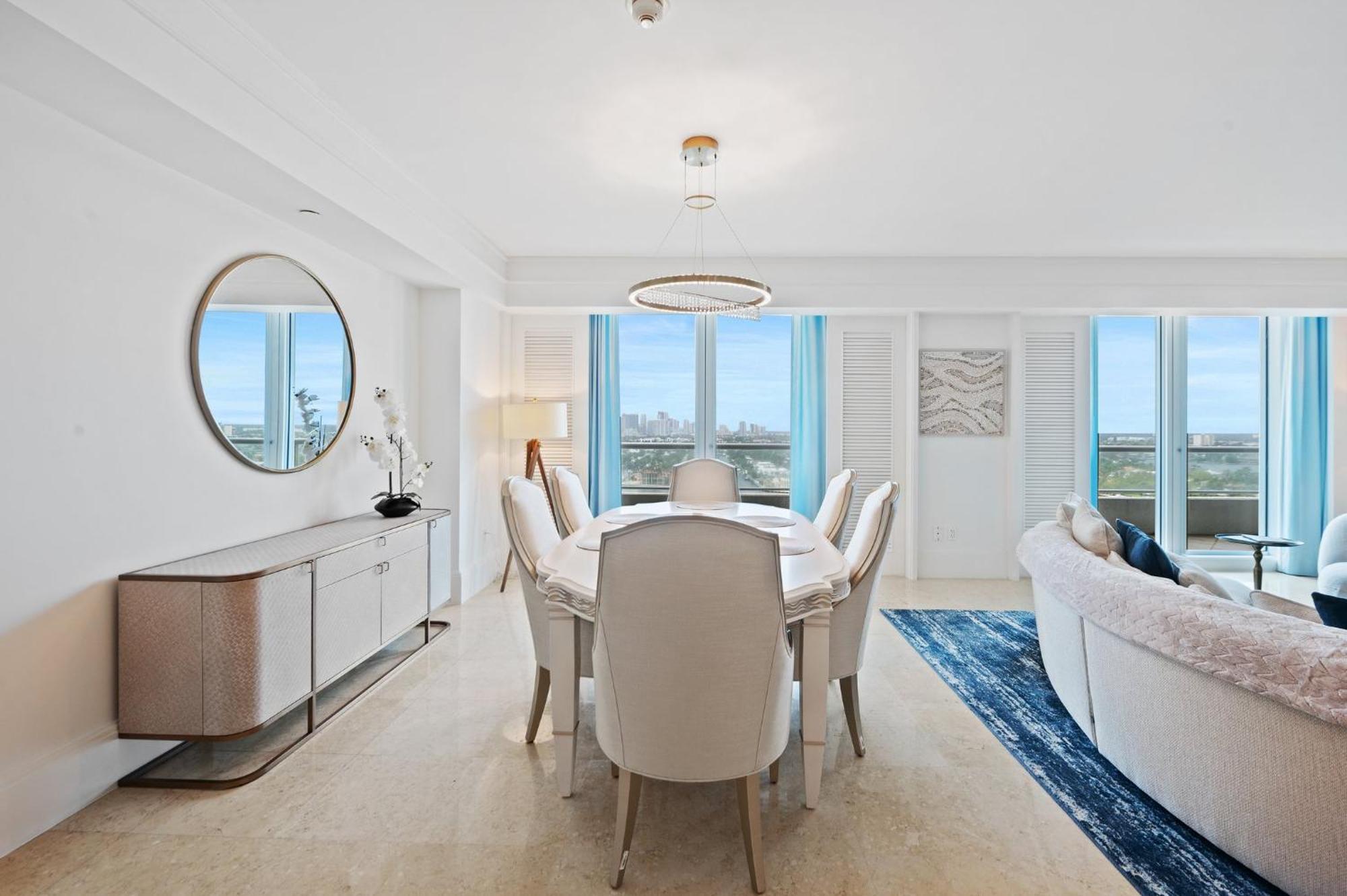 Apartment Ritz-carlton Luxury Oceanfront 2br On 16th Floor Fort Lauderdale