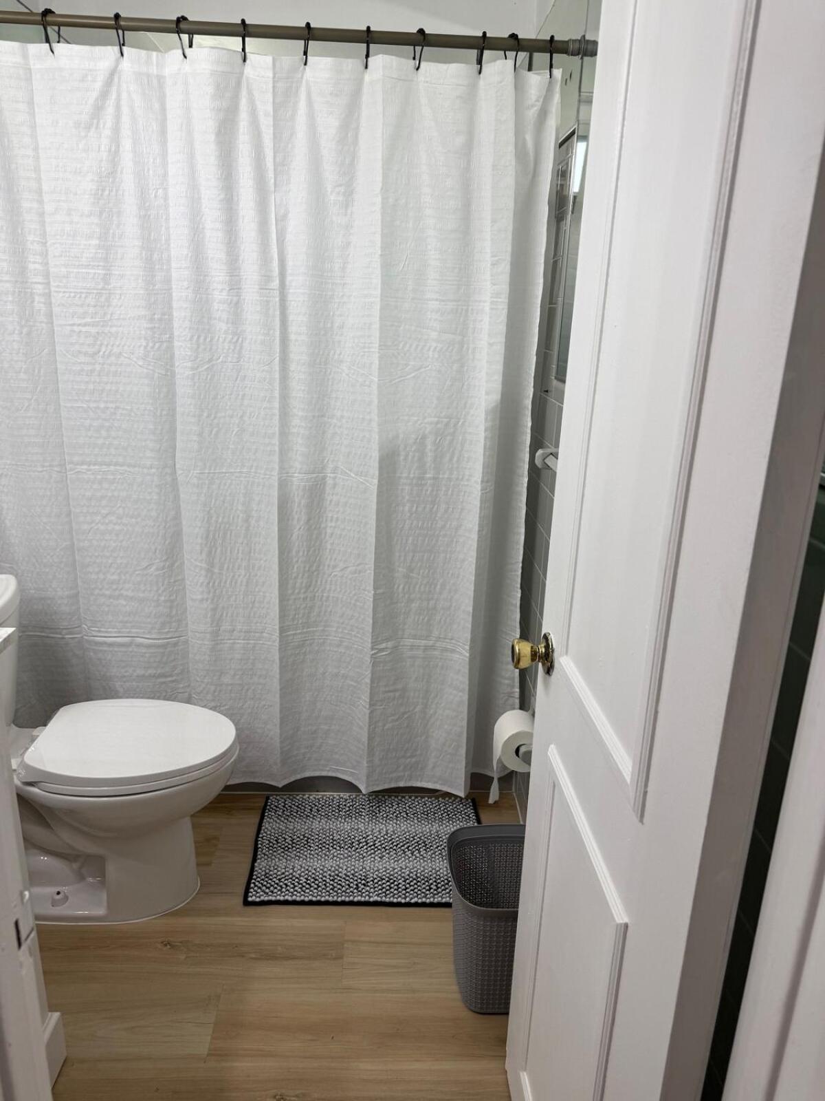 Apartment Comfort Near The *