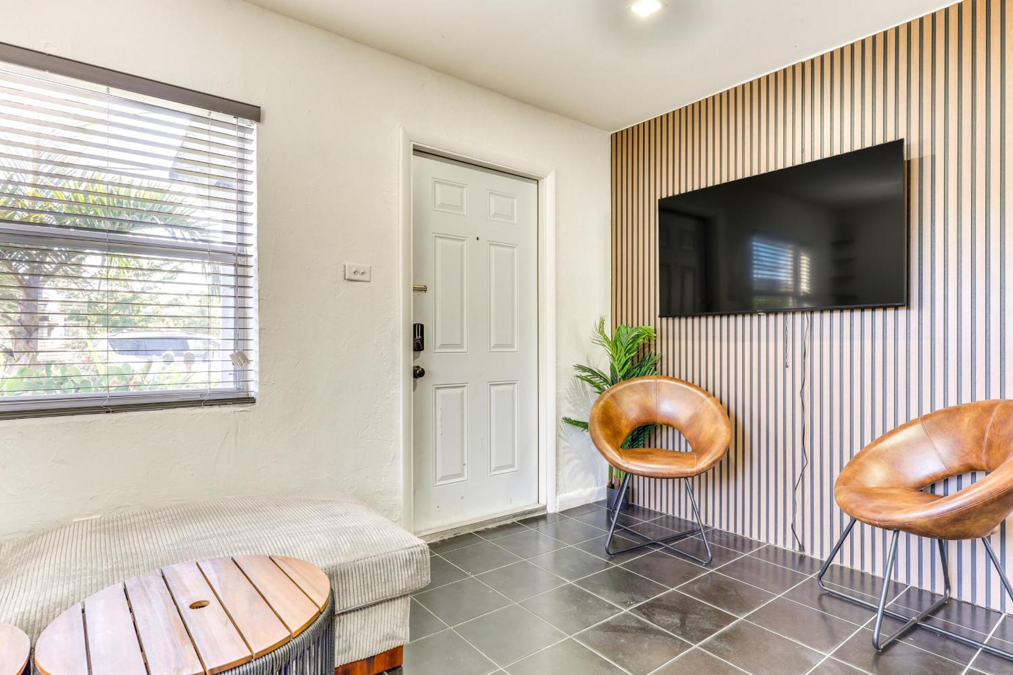 3 Mi To Riverwalk Lauderdale Cozy Home! *