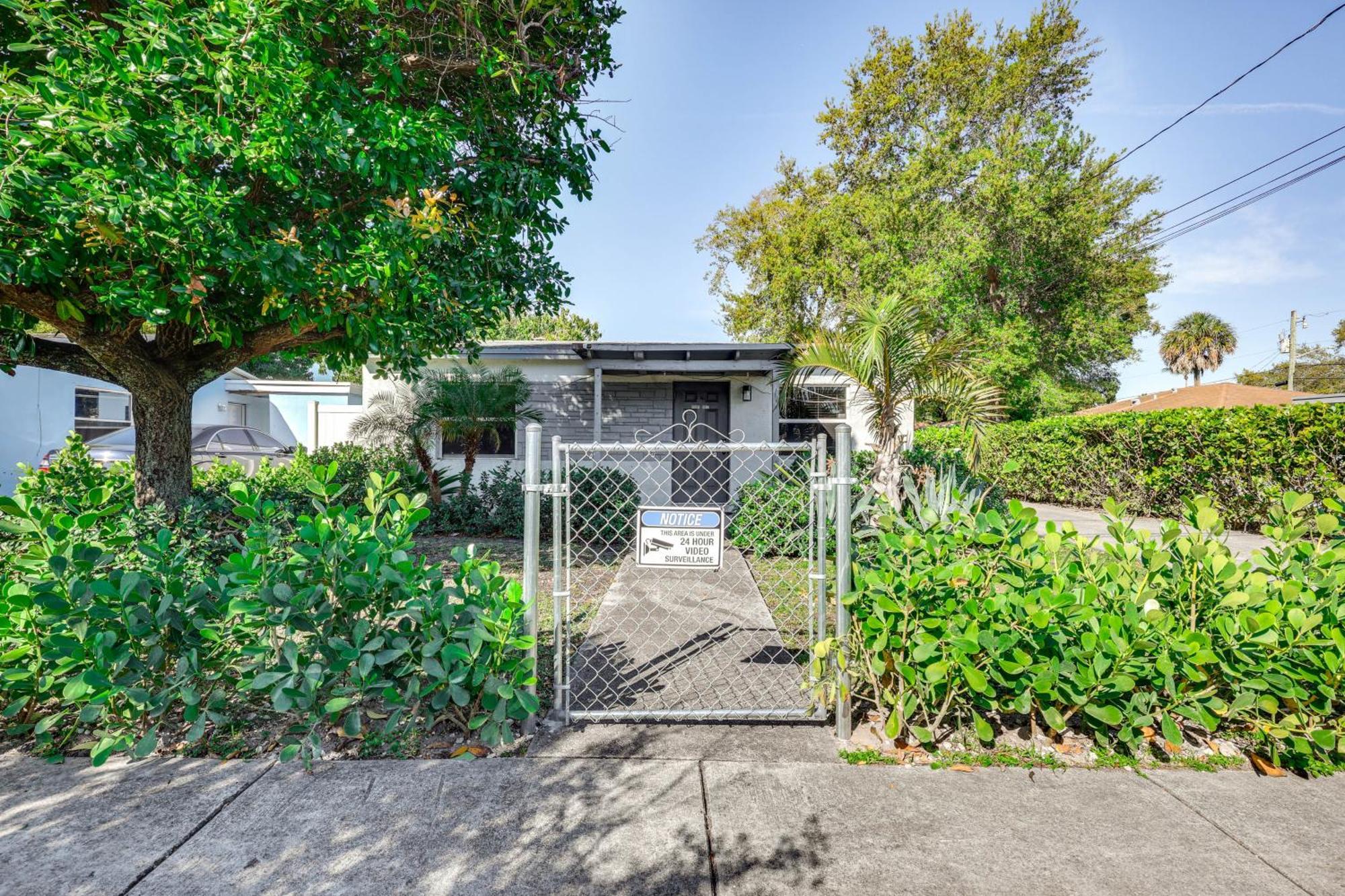 Holiday home 3 Mi To Riverwalk Lauderdale Cozy Home! *