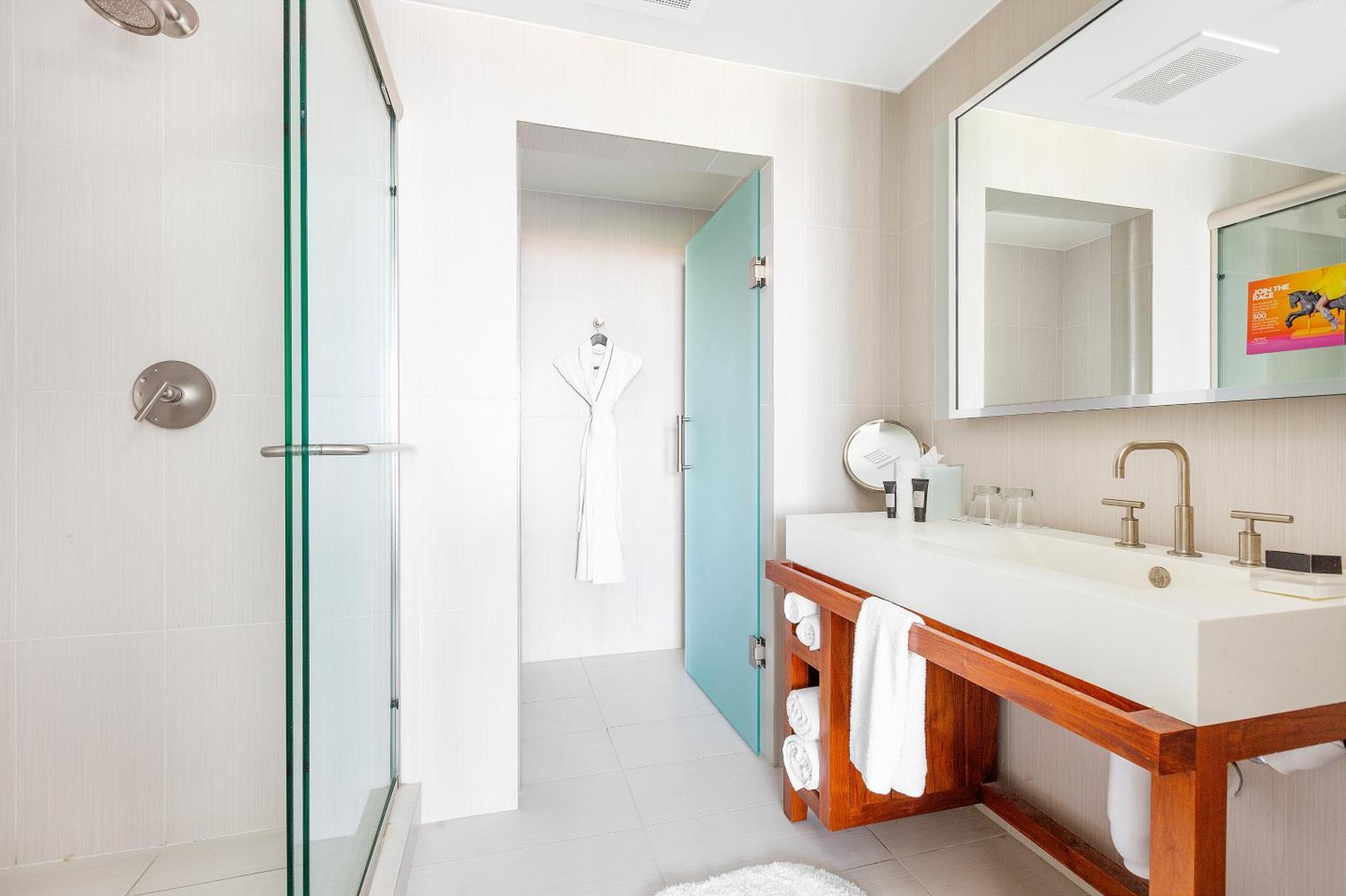 Apartment W Residences 2 Bed Unit - Beachfront And Luxe *