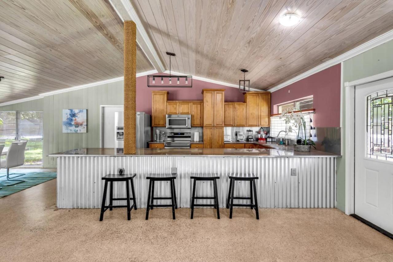 Spacious With Pool For 8 People Holiday home Fort Lauderdale