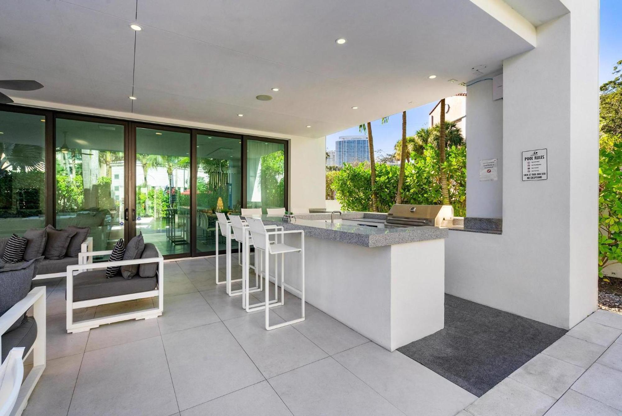 Celine Villa