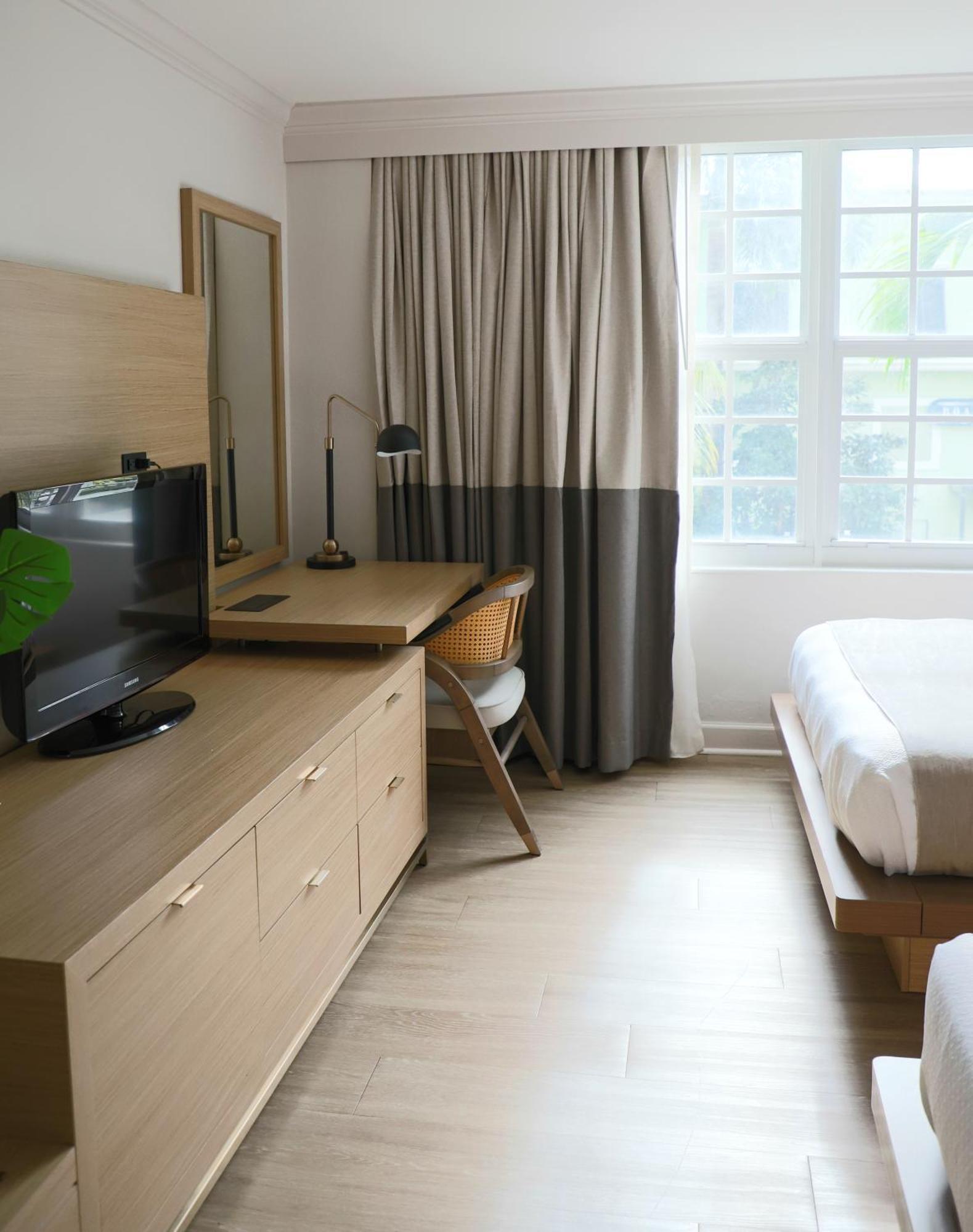Riverside Hotel 4*