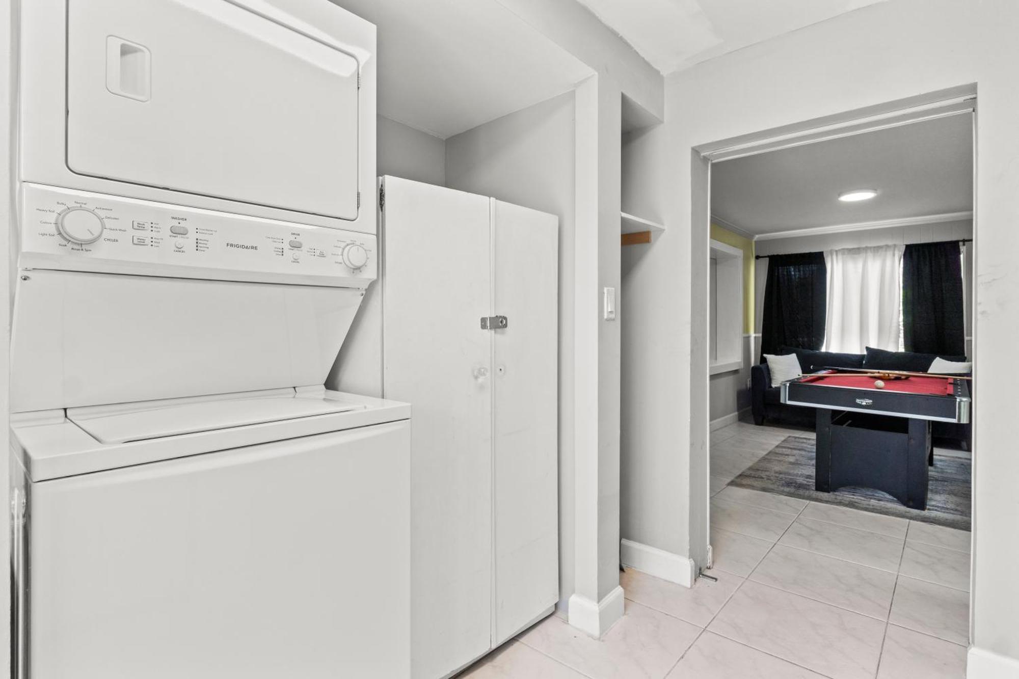 Lauderdale Retreat Near & Airport *