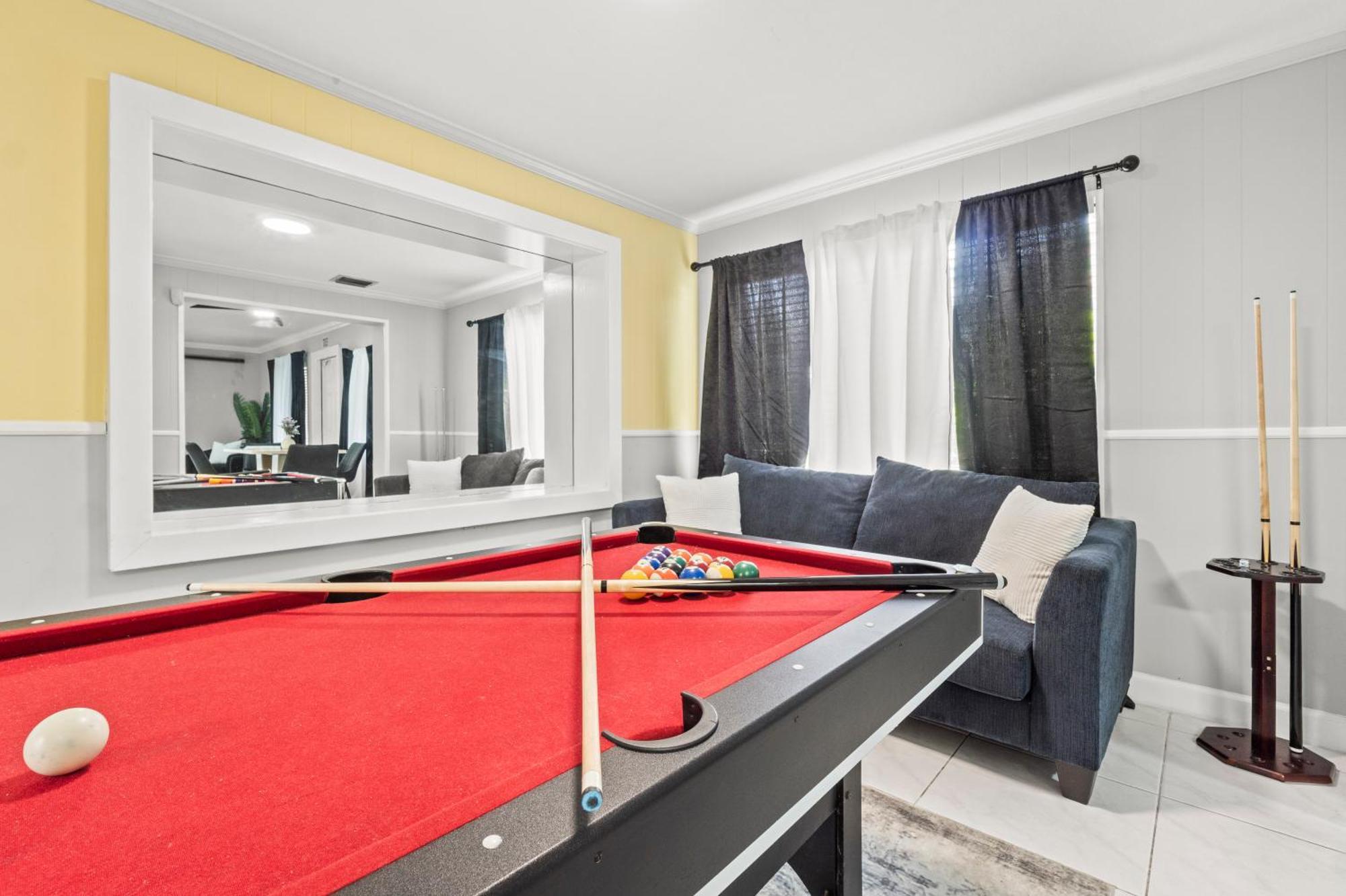 Lauderdale Retreat Near & Airport Holiday home
