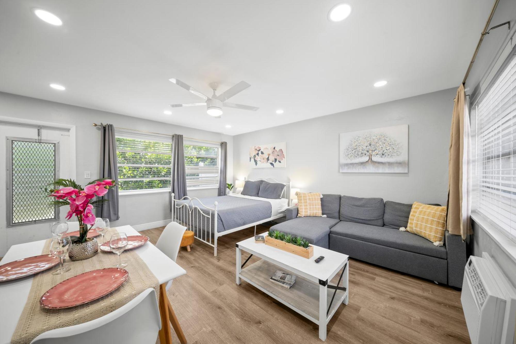 Bayview Regency By Lowkl Apartment *
