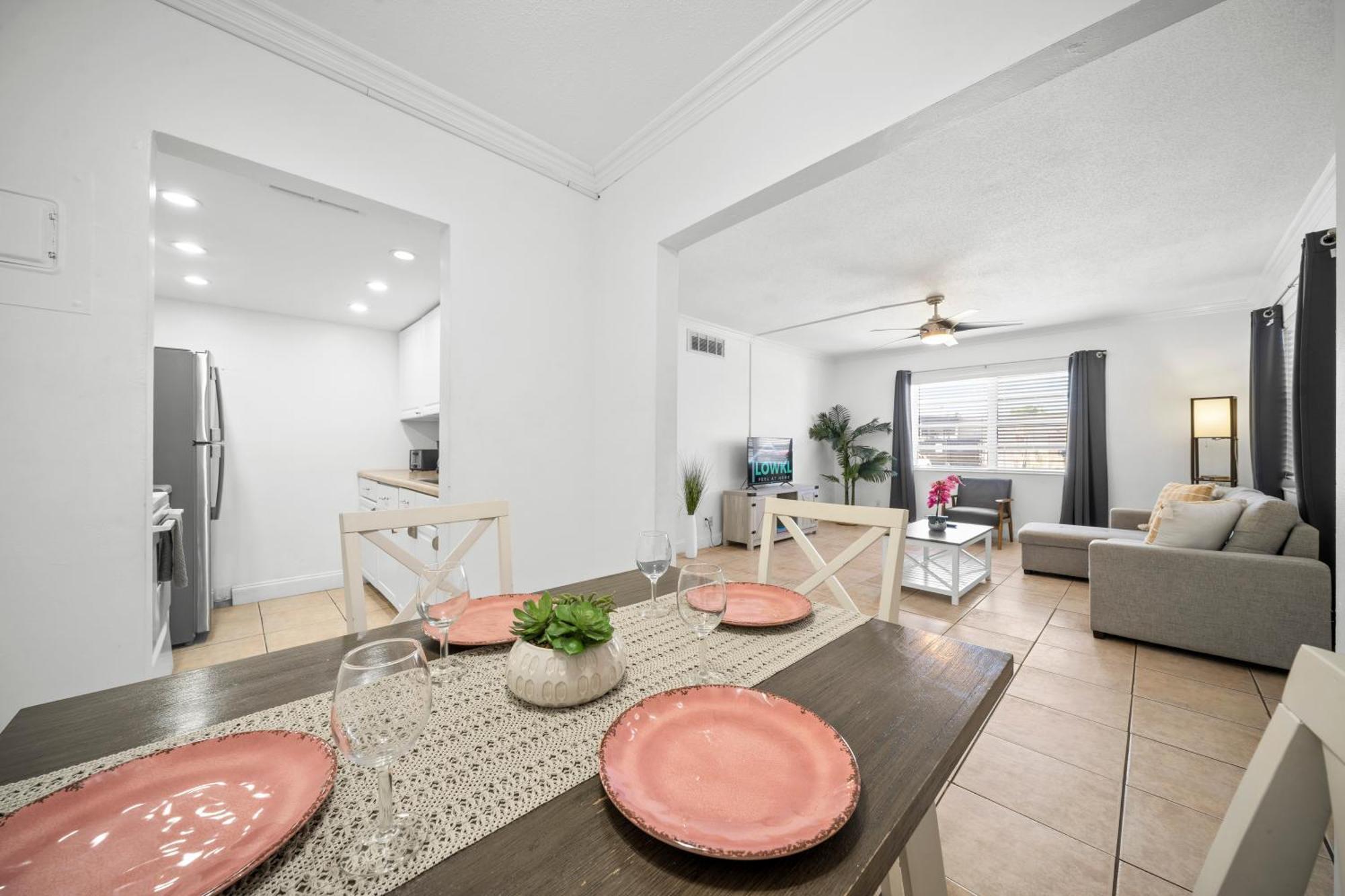 Bayview Regency By Lowkl * Fort Lauderdale