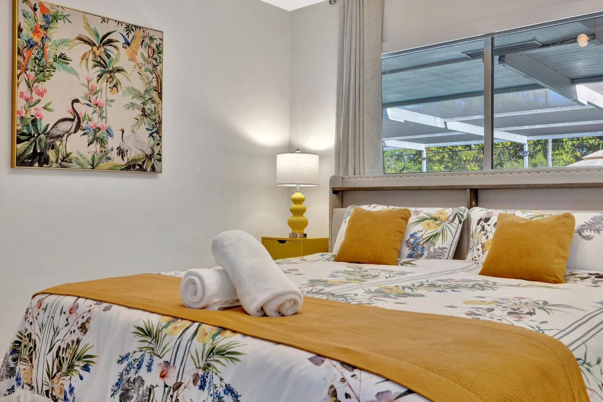 Holiday home Ft Lauderdale Xl Pool, Playground, Bbq, Beach, Family Paradise