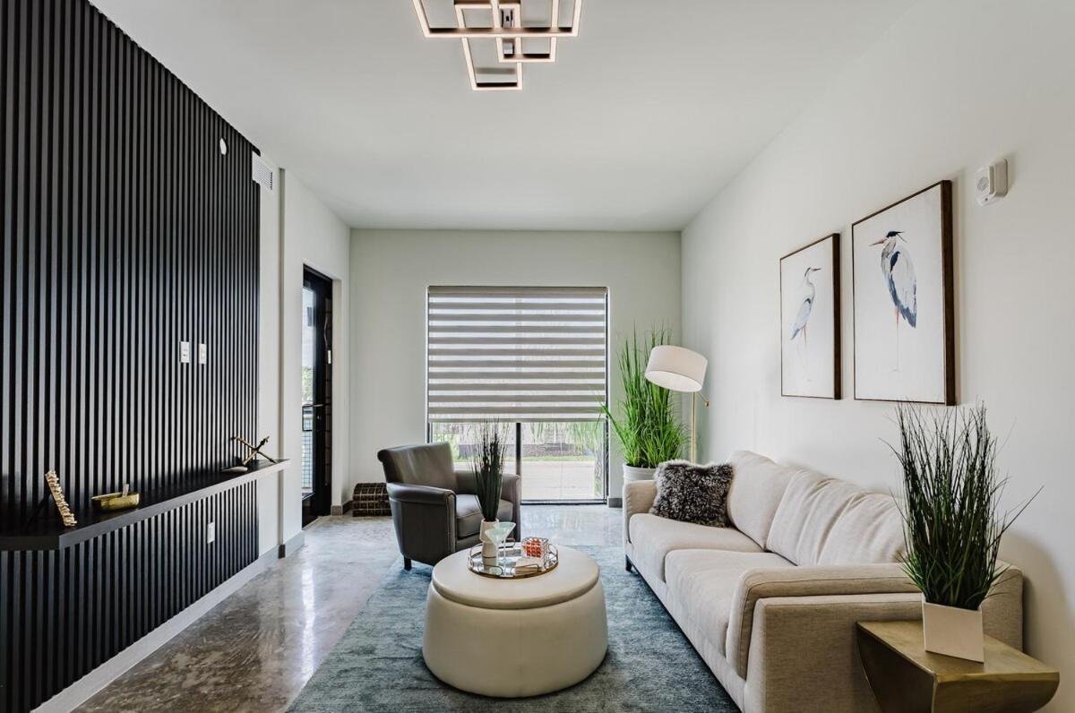 Ultra Luxe In Prime Location Fort Lauderdale