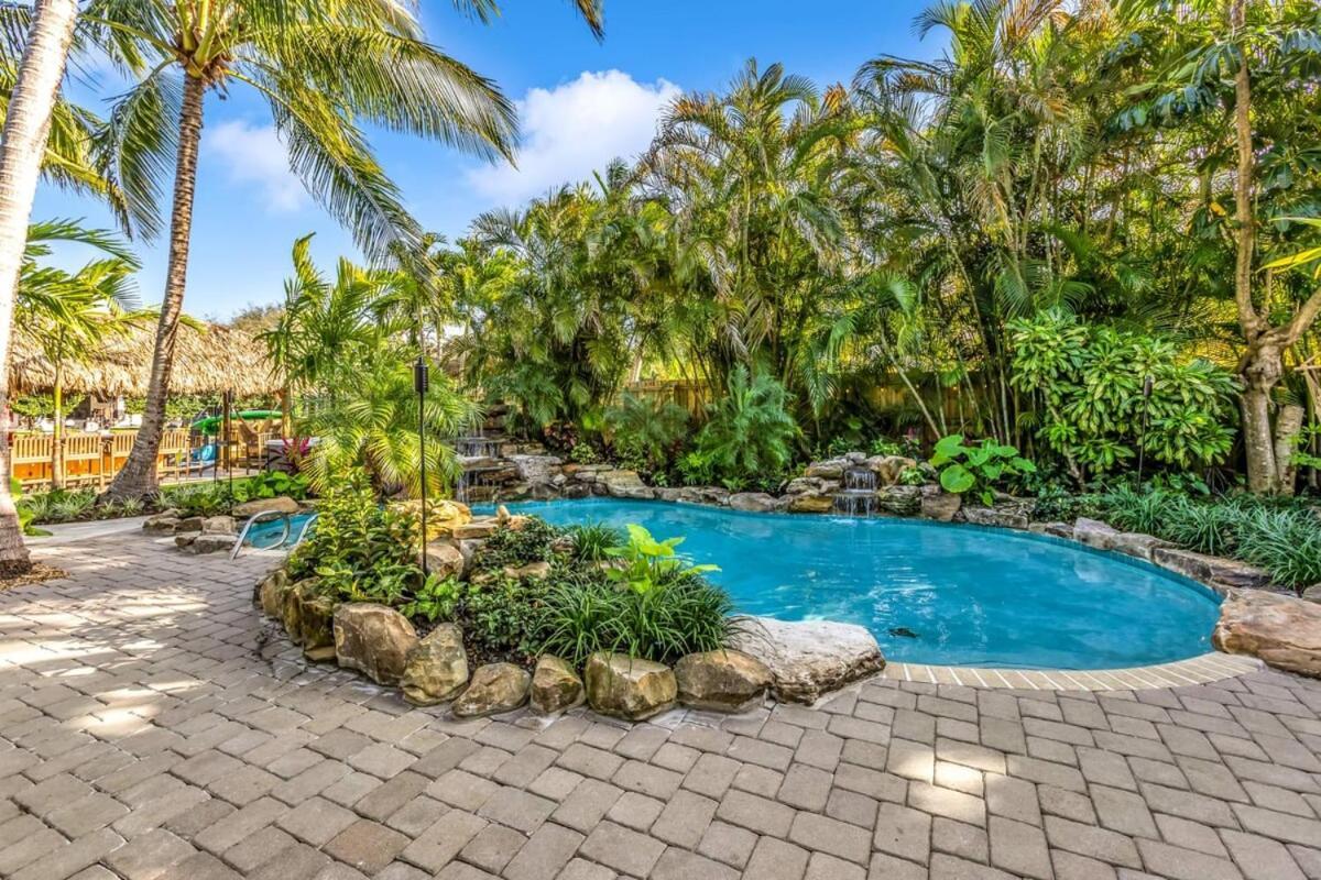 New Waterfront Oasis Mins Beach, Eats, Shop Holiday home Fort Lauderdale
