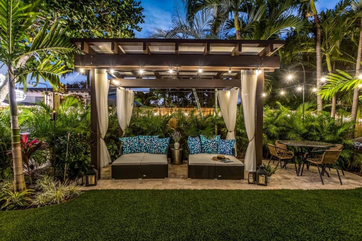 New Waterfront Oasis Mins Beach, Eats, Shop