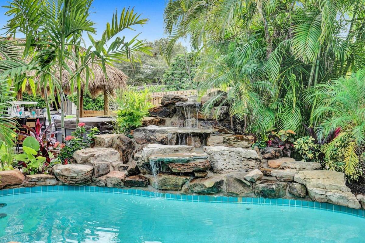 New Waterfront Oasis Mins Beach, Eats, Shop Holiday home Fort Lauderdale