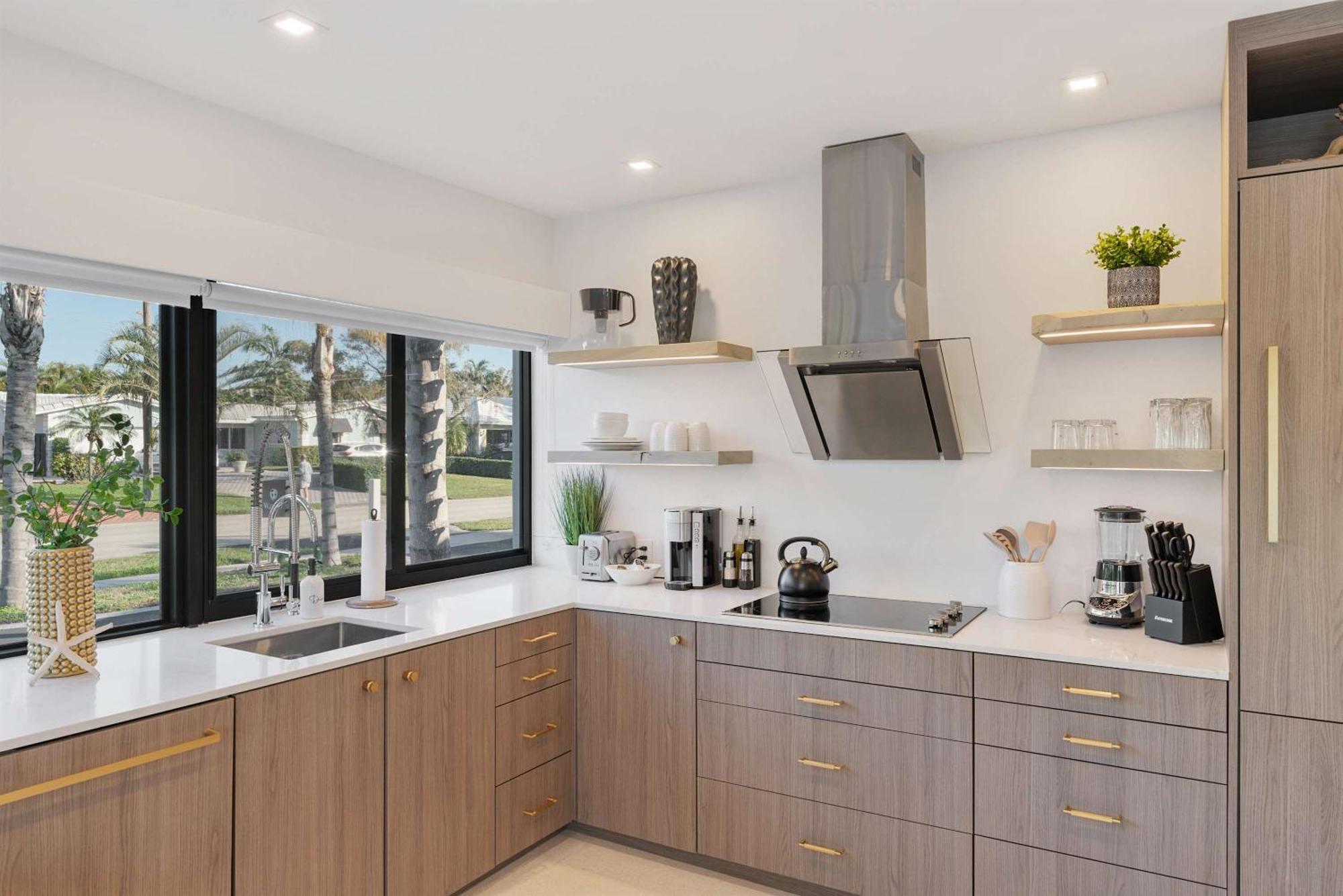 Lush Florida King Bed Studio - Dog Friendly Oasis Fort Lauderdale