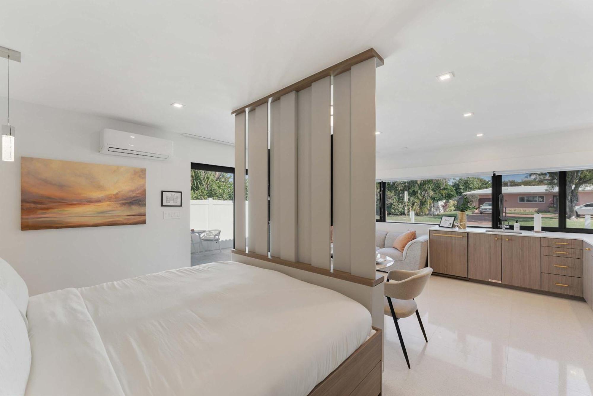 Lush Florida King Bed Studio - Dog Friendly Oasis Fort Lauderdale