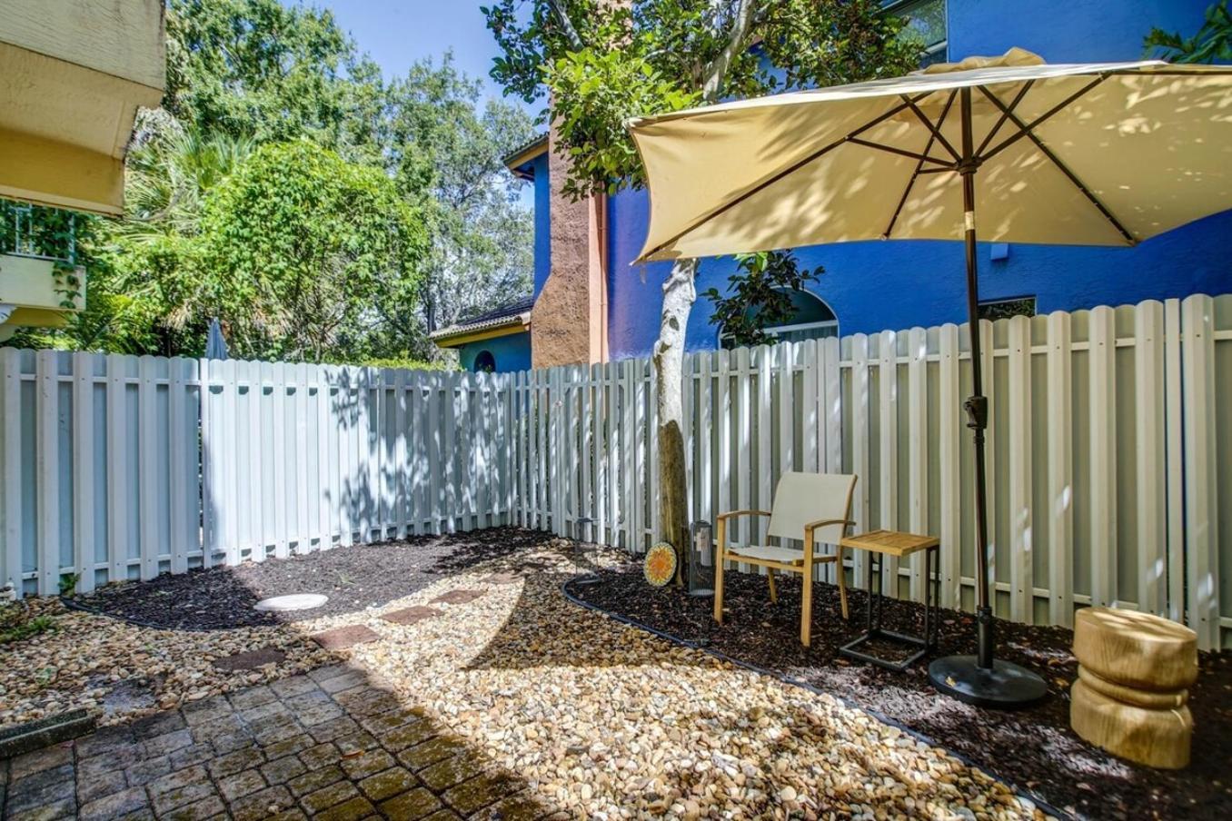 Private Patio Cali King Bed Sleeps 10 * Fort Lauderdale