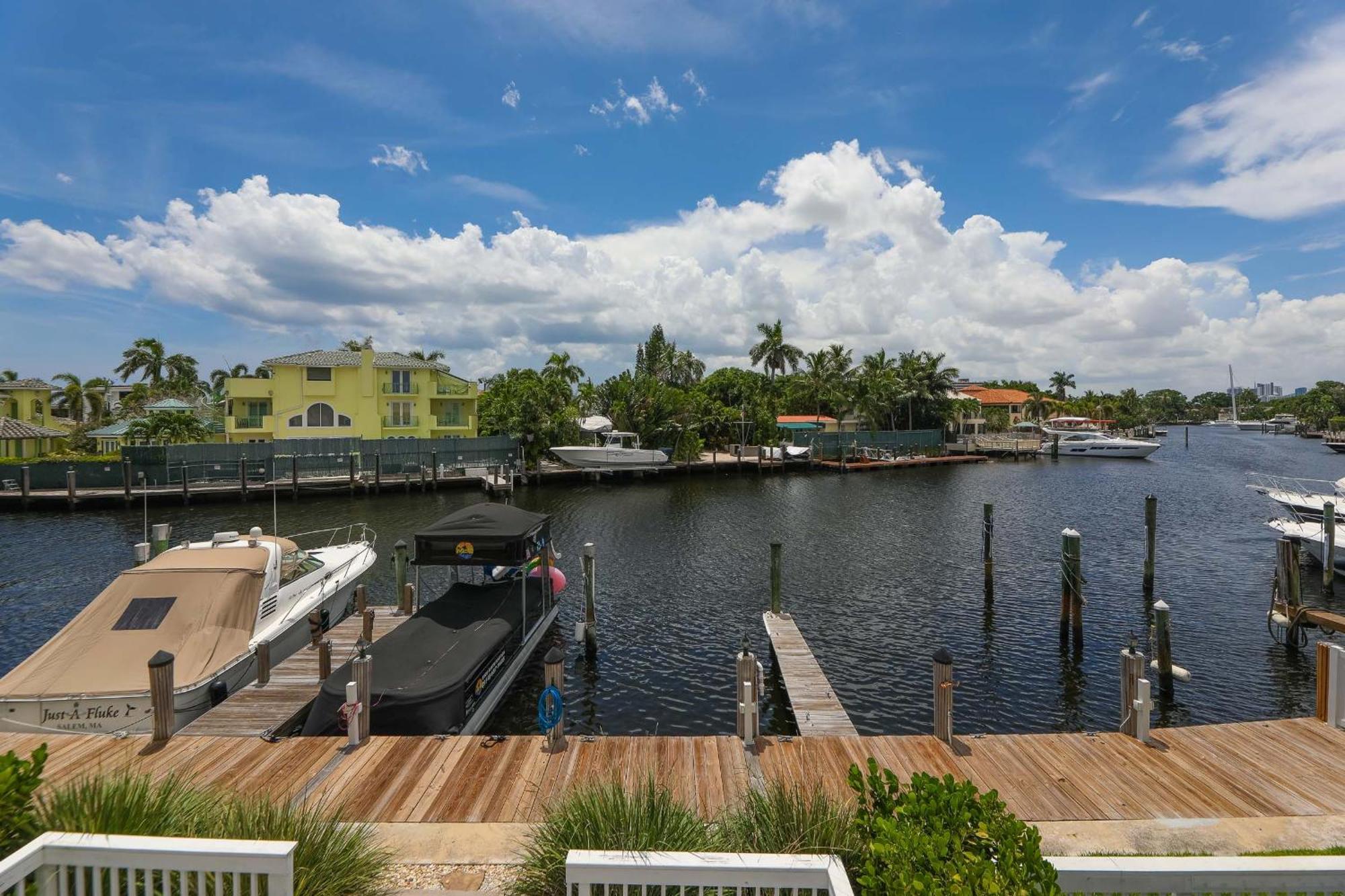 Waterside Retreat Holiday home *