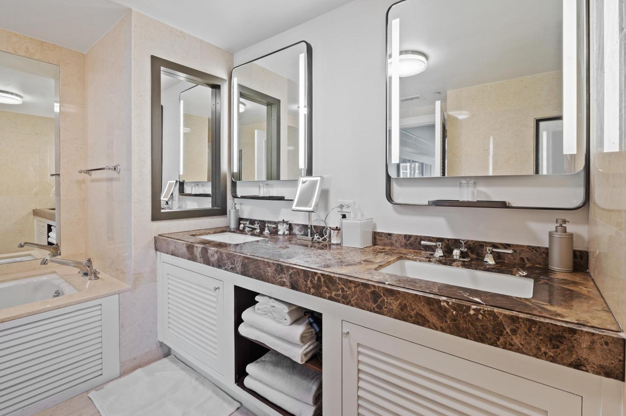 Ritz-carlton Luxury Oceanview 3-bedroom