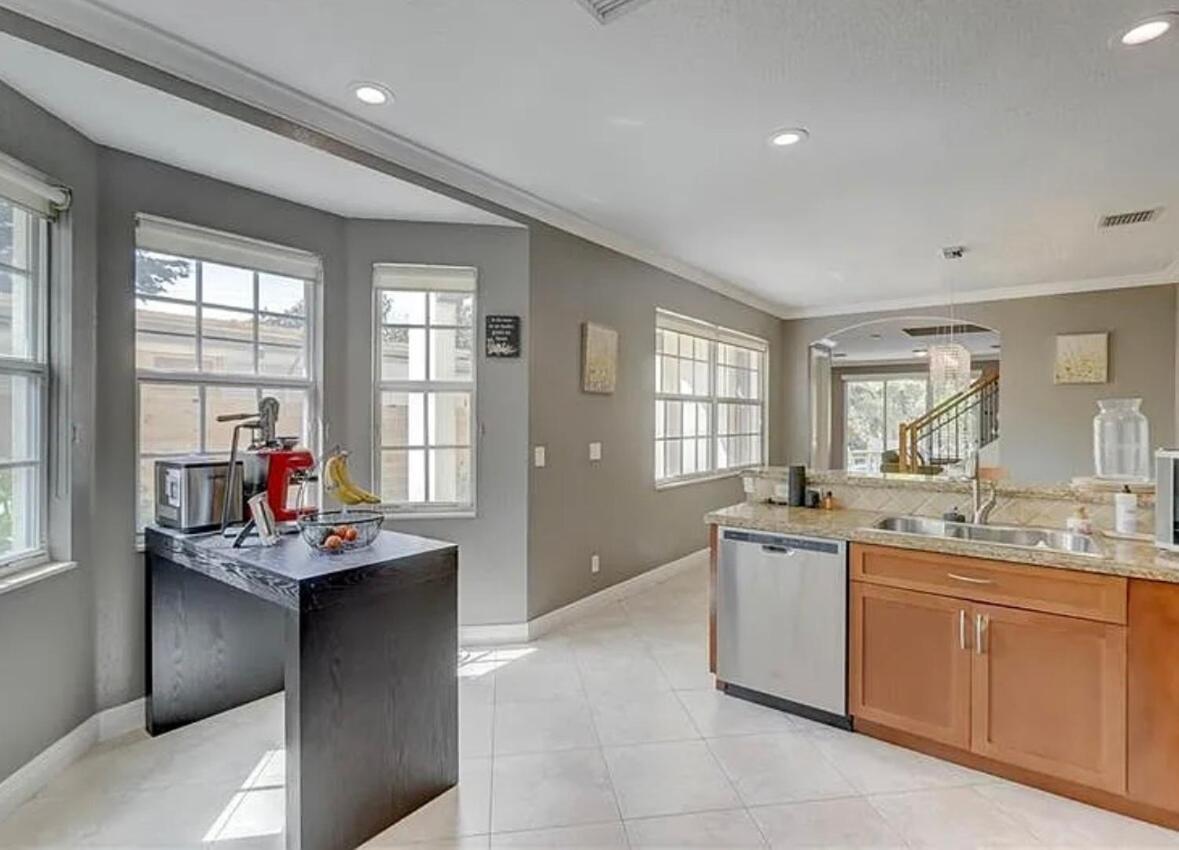 Mins To Olas With Heated Pool, Near & Dining