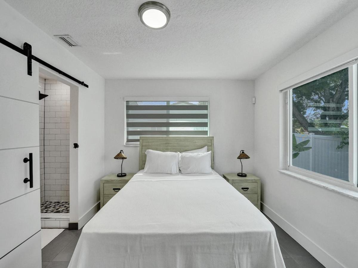 Sandy's Sunshine Oasis Holiday home Fort Lauderdale