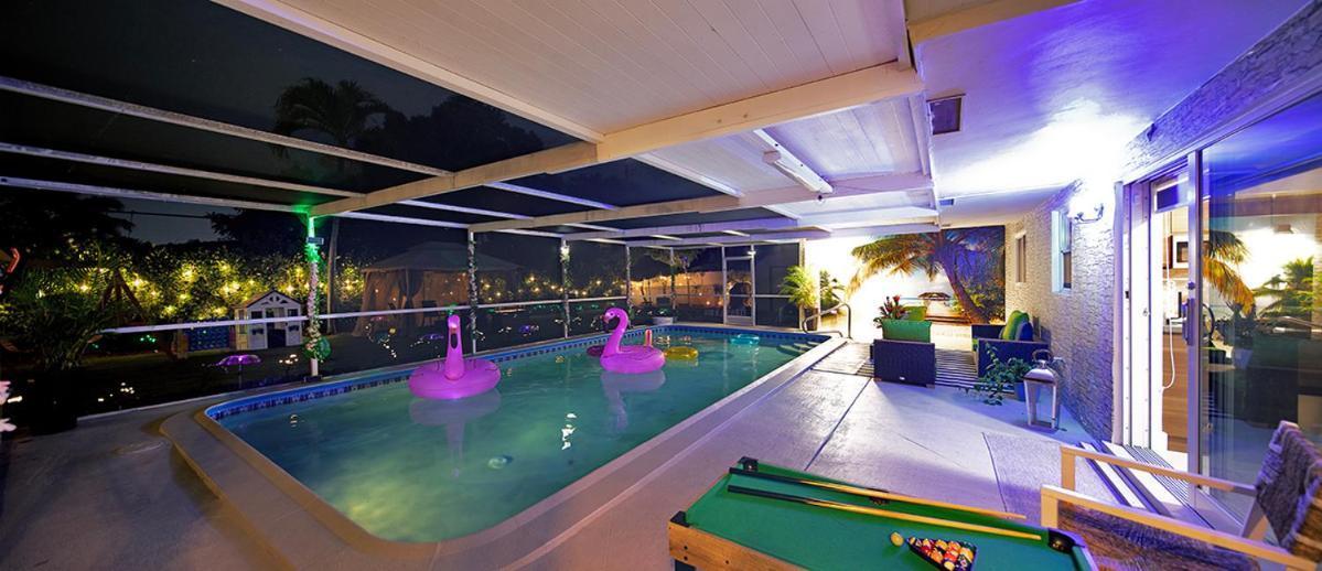 Holiday home Ft Lauderdale Xl Pool, Playground, Bbq, Beach, Family Paradise *