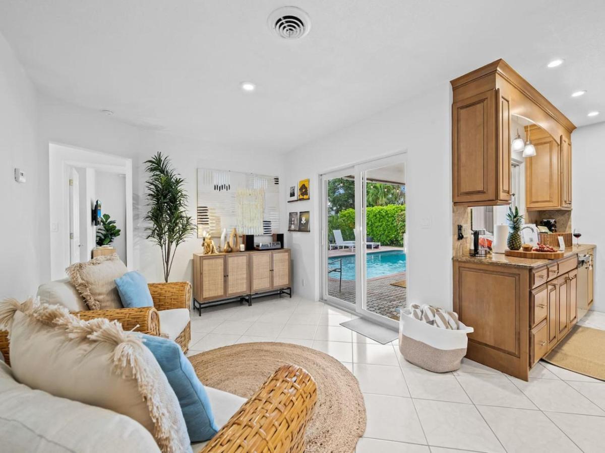 Sunshine Retreat I Waterfront I Pool I Paddle Boards I Bikes * Fort Lauderdale