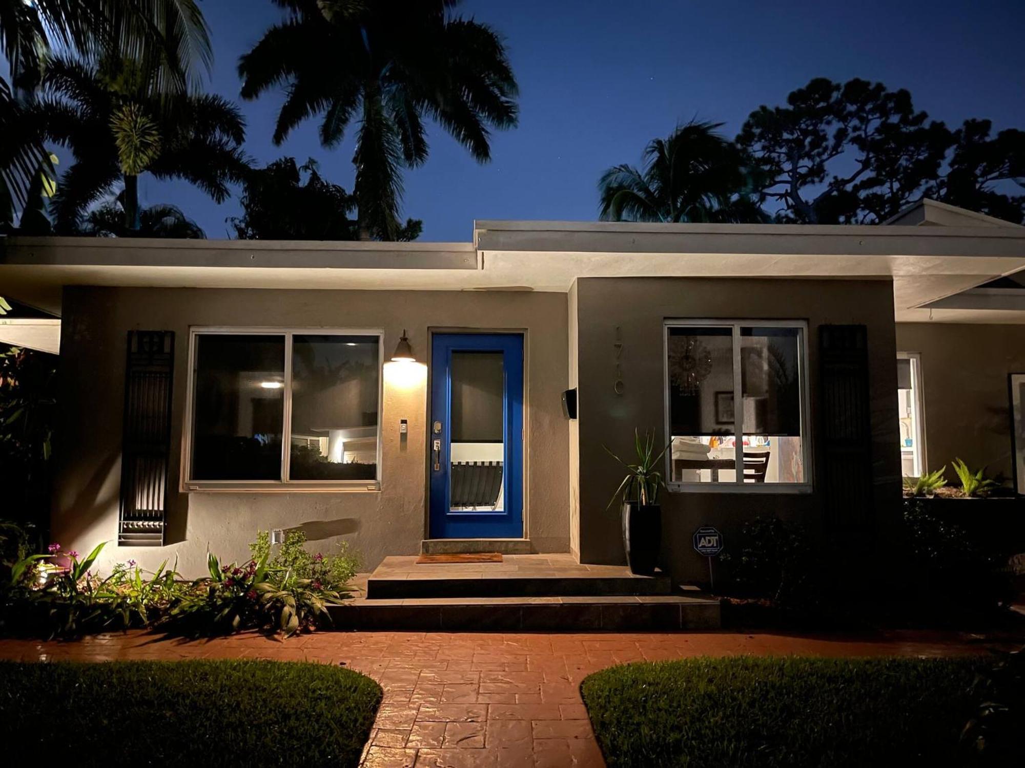 Holiday home Chic Lauderdale Getaway W/private Heated Pool
