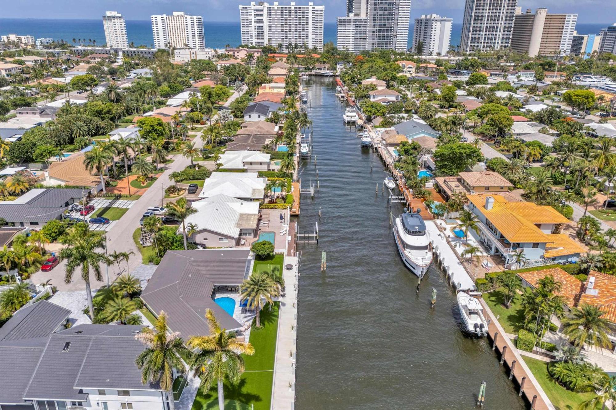 Azul Coastal Oasis 5 Min Walk To And Waterfront