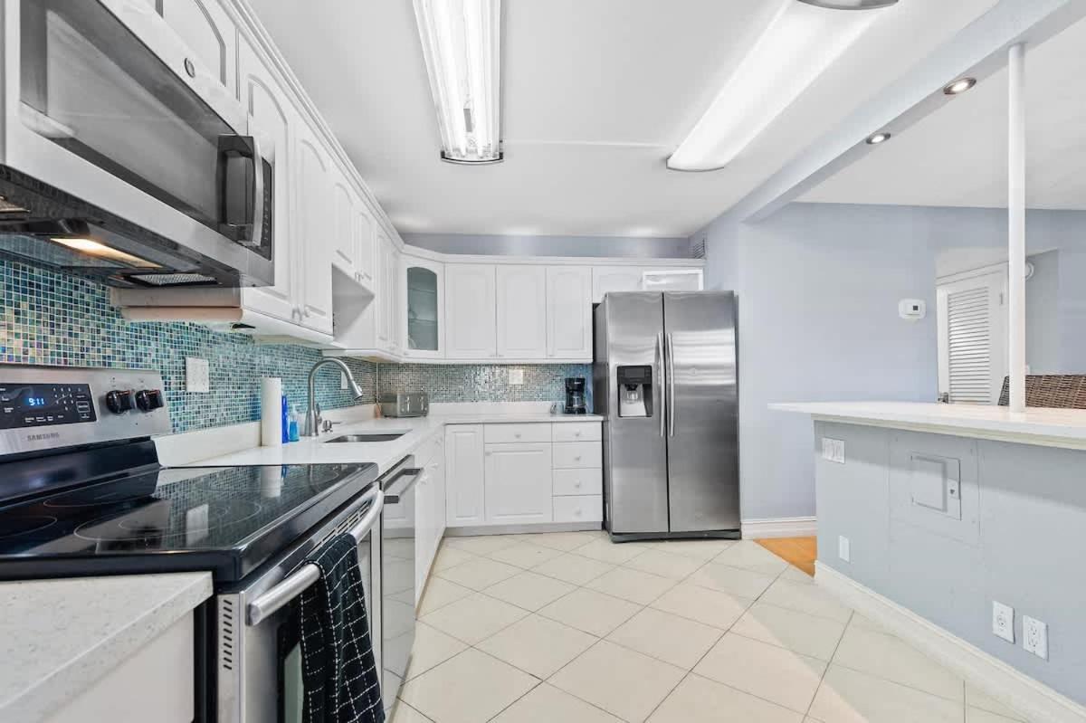 Apartment Beachside & Olas Getaway With Pool