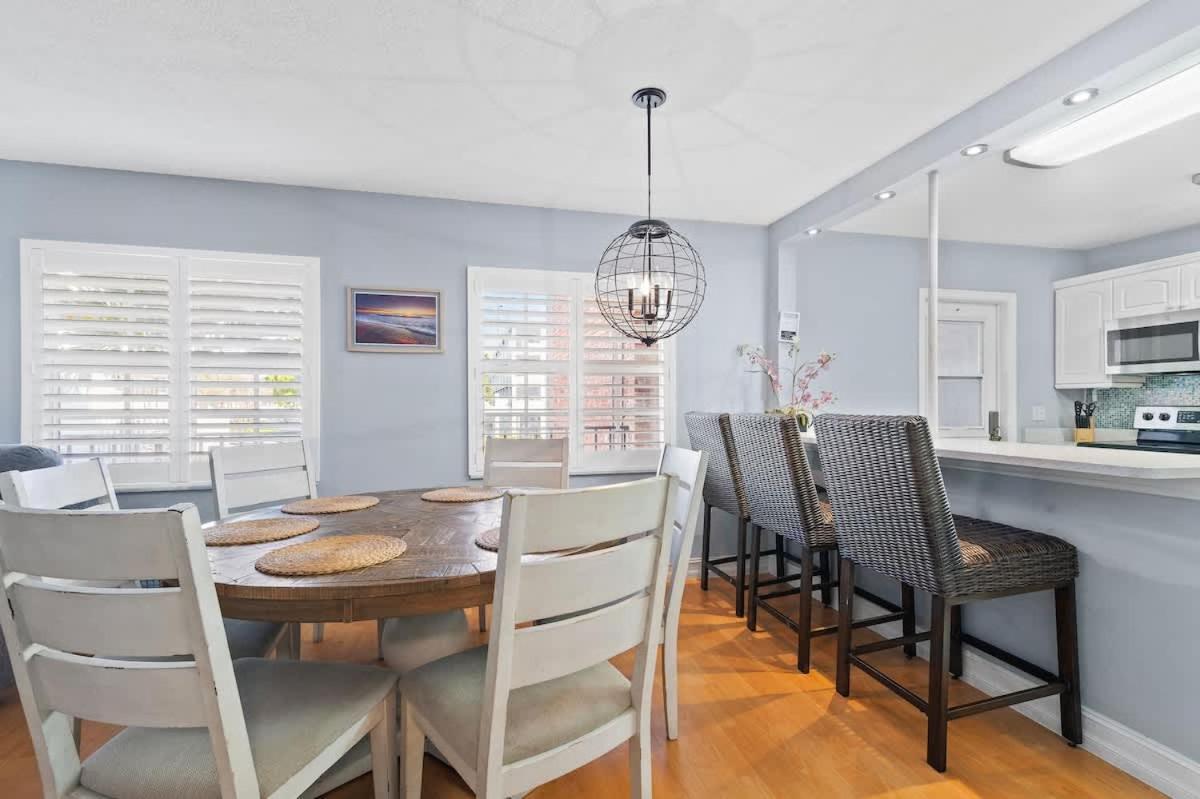 Beachside & Olas Getaway With Pool Apartment *