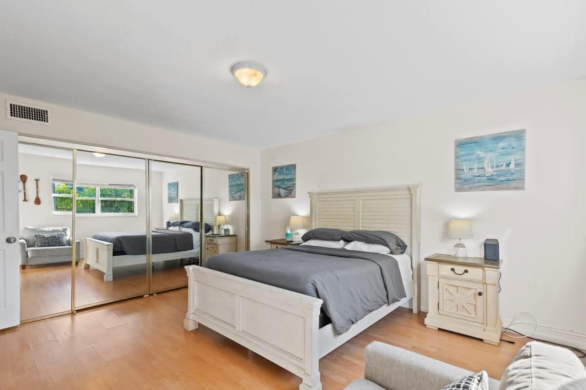 Beachside & Olas Getaway With Pool * Fort Lauderdale