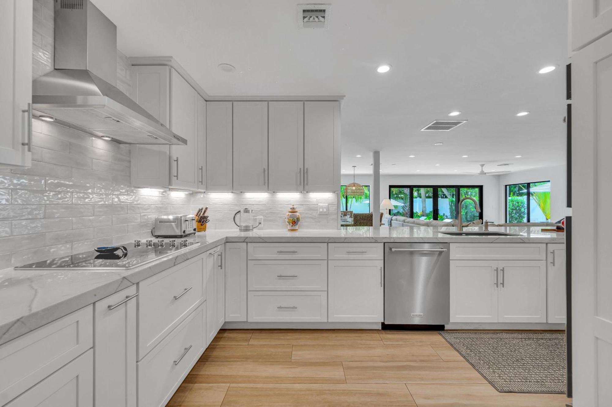 Holiday home Coastal Style Haven Proximity Heated Pool Tranquility Manatee Ranch Key Resldences Fort Lauderdale